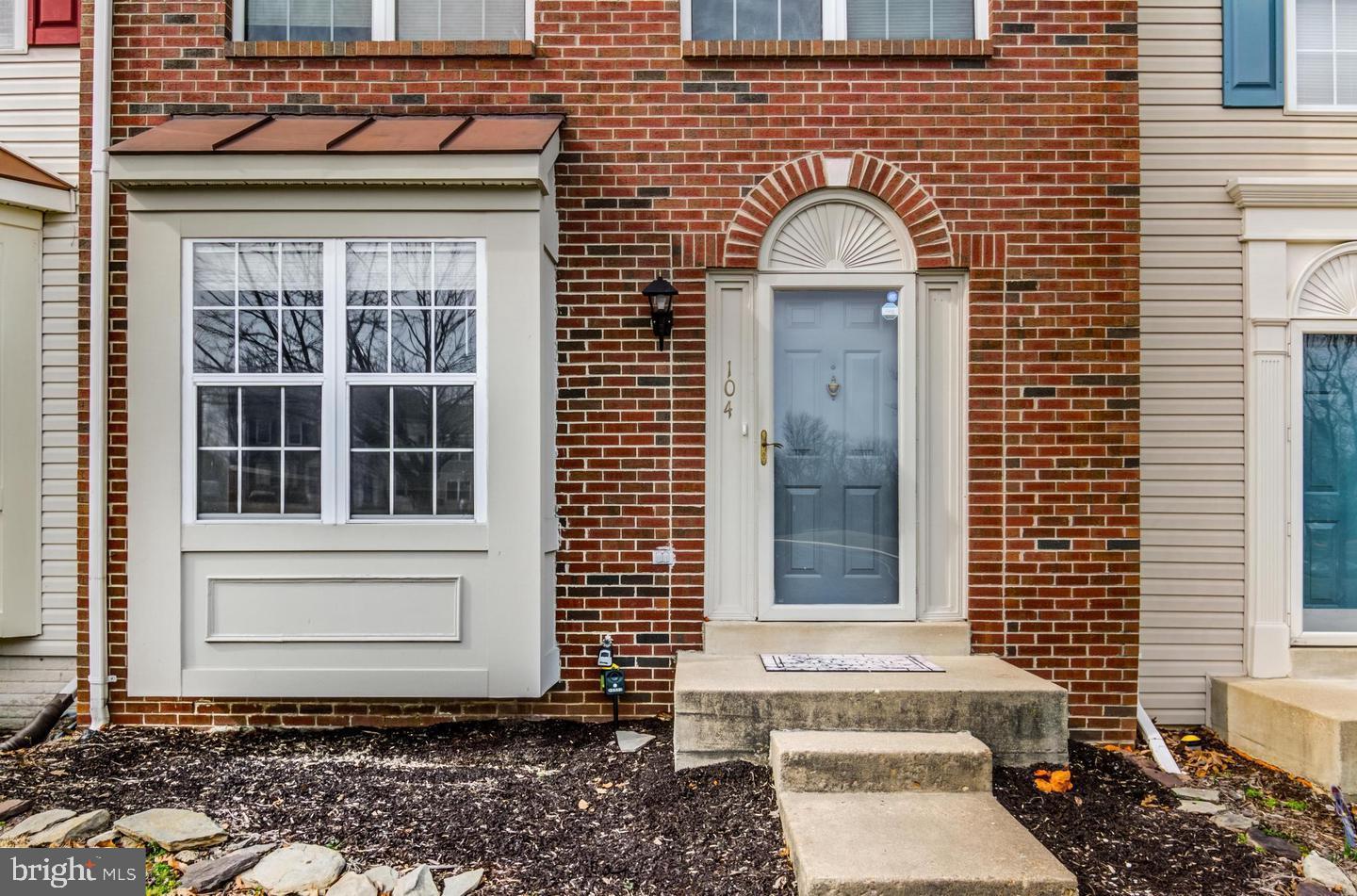 HAMPTON OAKS - Residential Lease