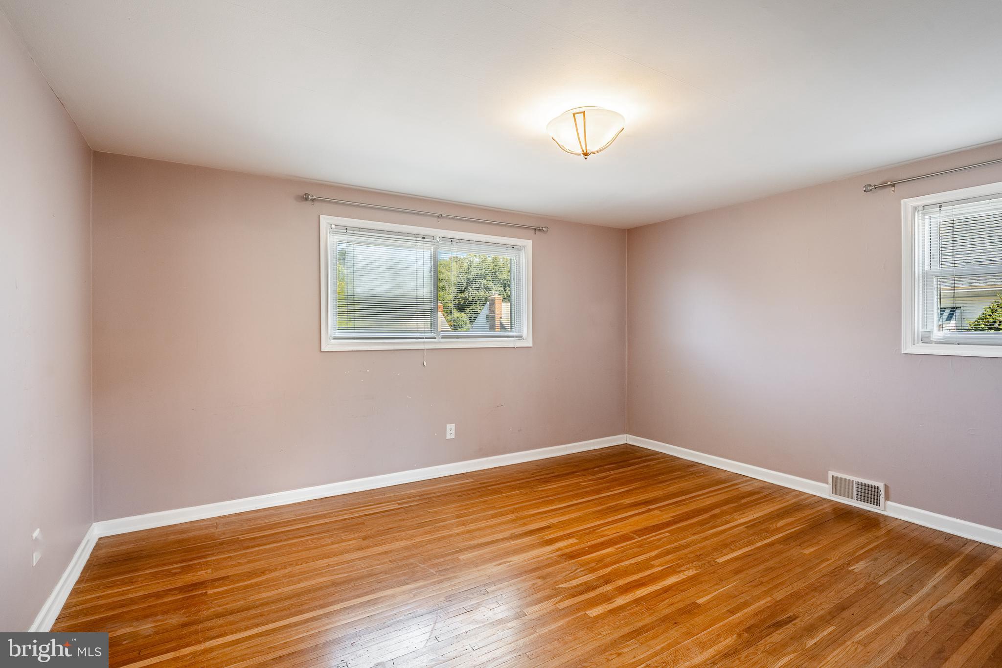 LEEDOM ESTS - Residential