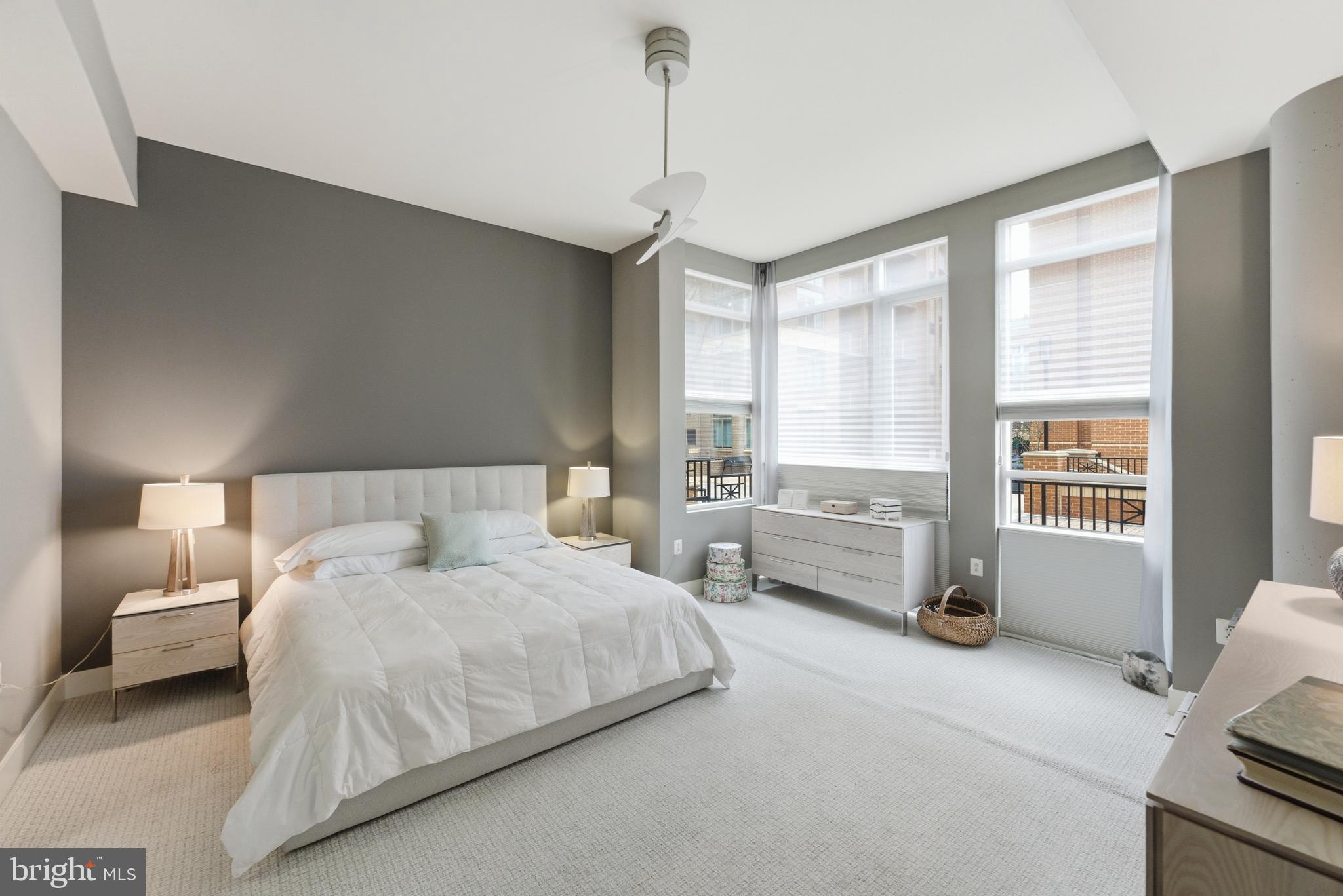 RESTON TOWN CENTER - Residential