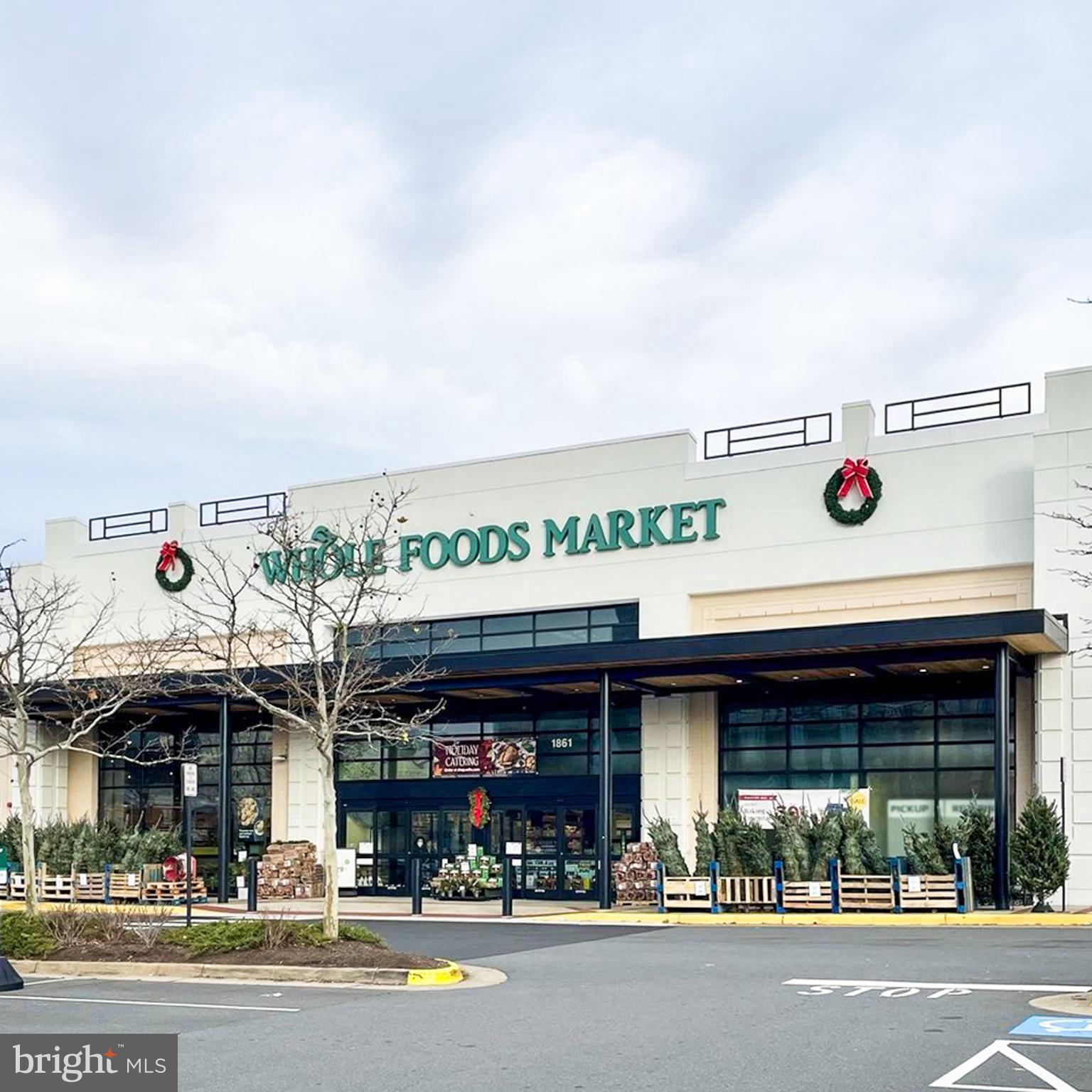 RESTON TOWN CENTER - Residential