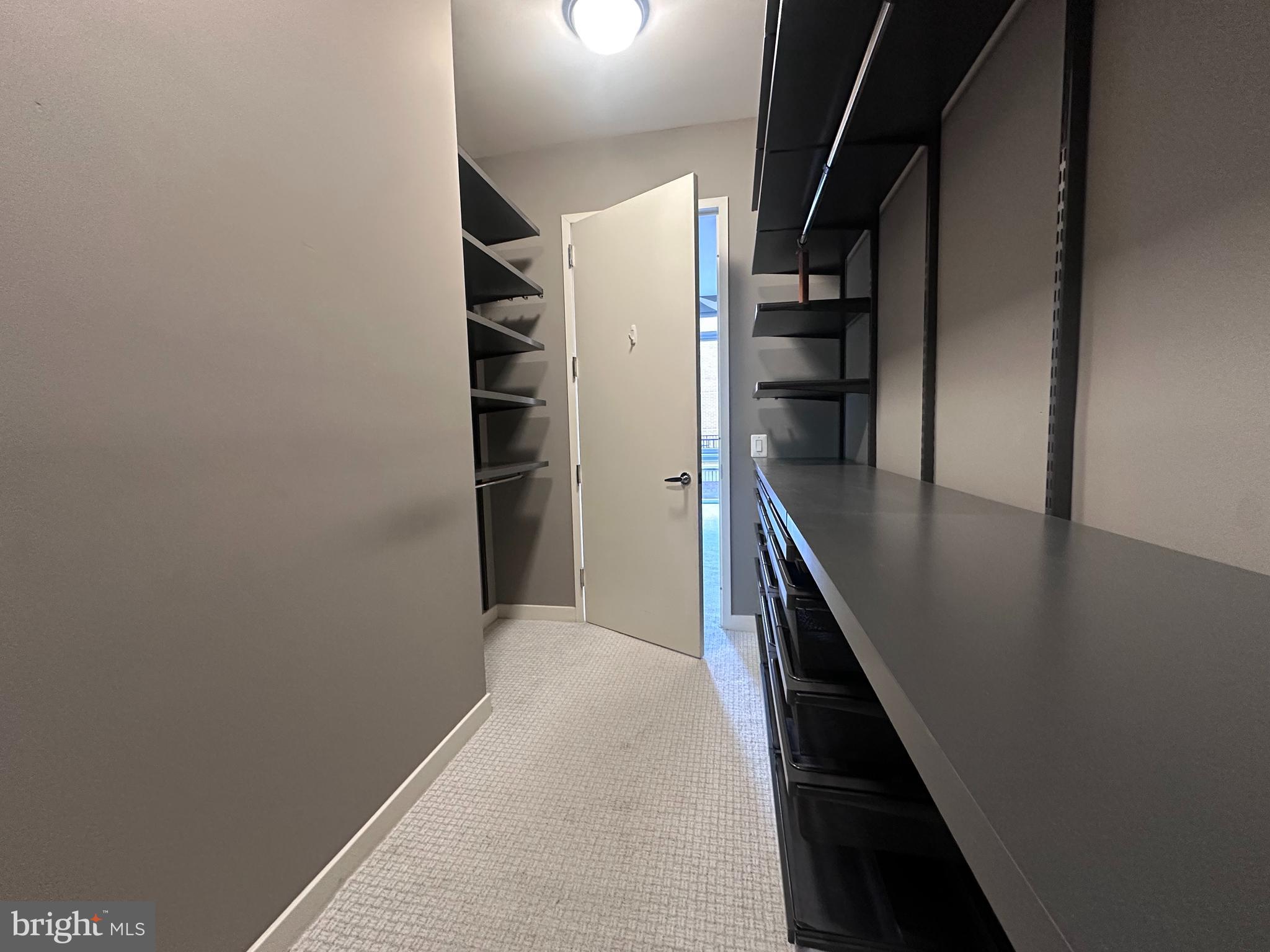 RESTON TOWN CENTER - Residential