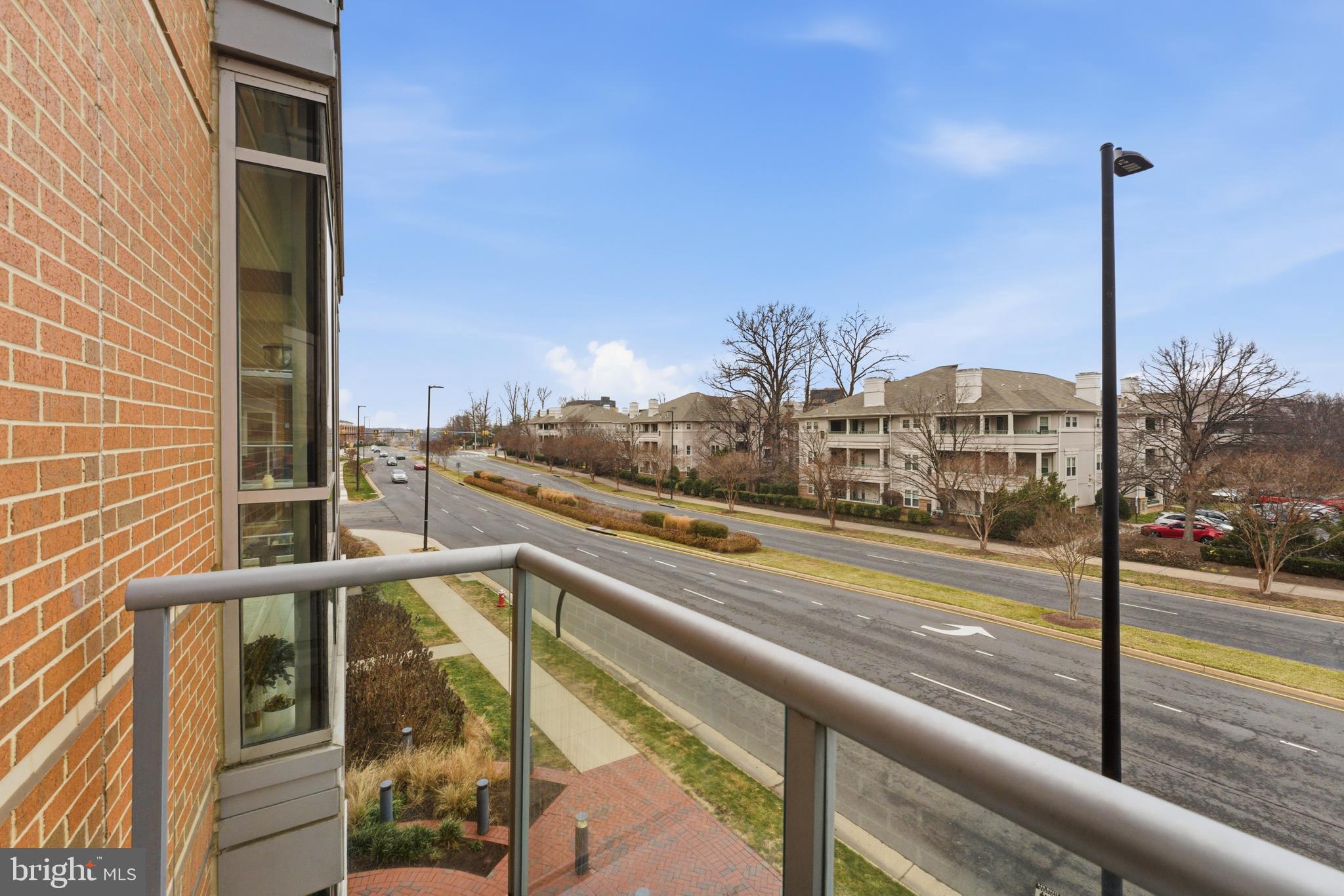 RESTON TOWN CENTER - Residential