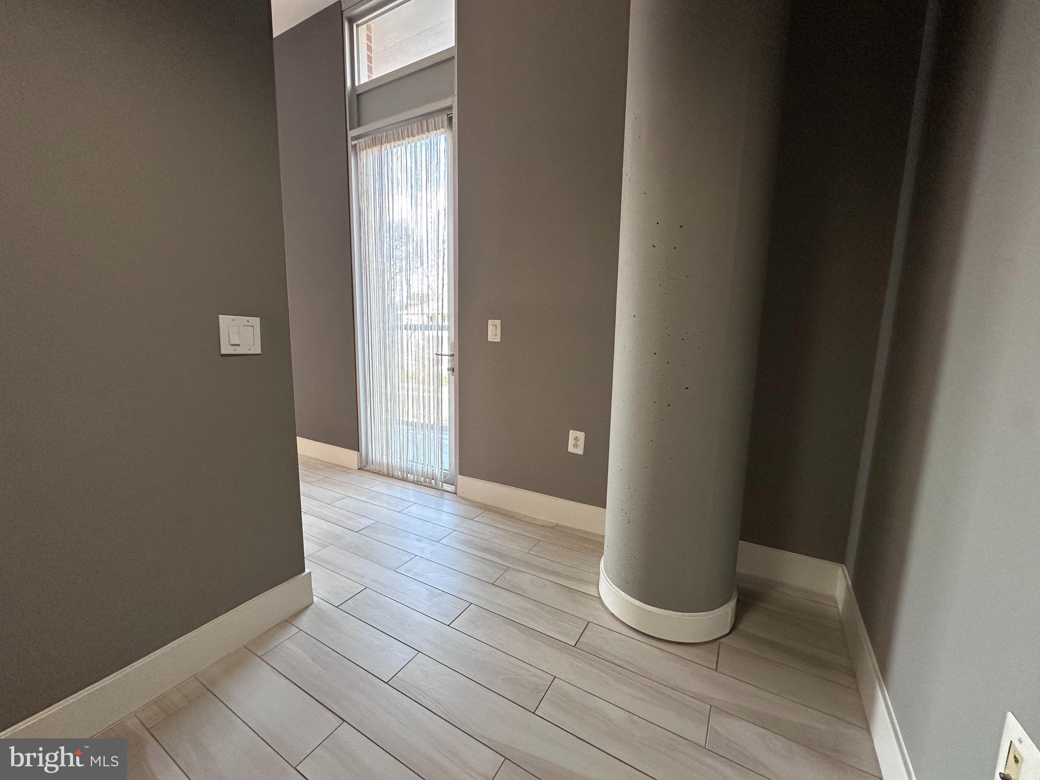 RESTON TOWN CENTER - Residential