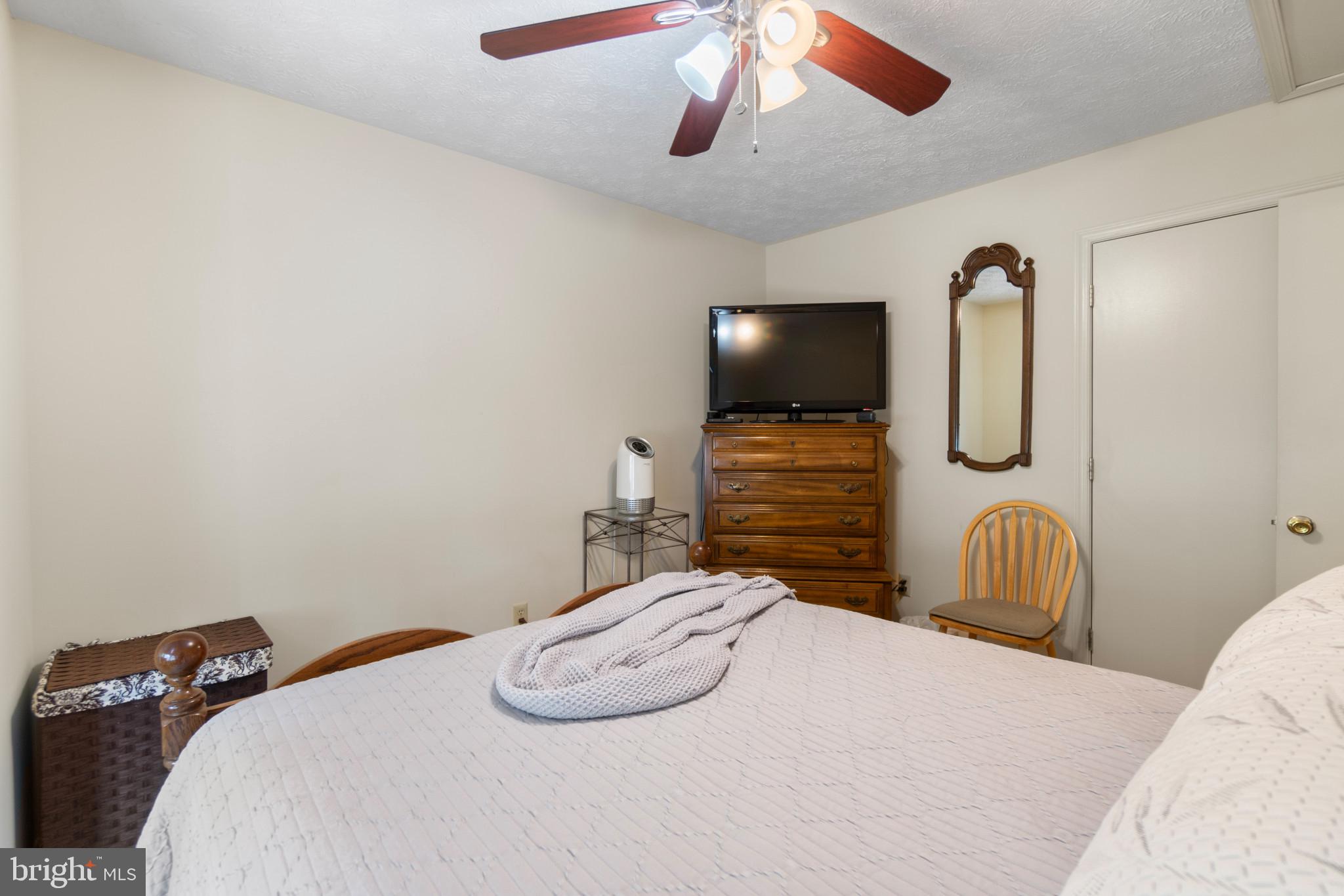 OXFORD LANDING - Residential