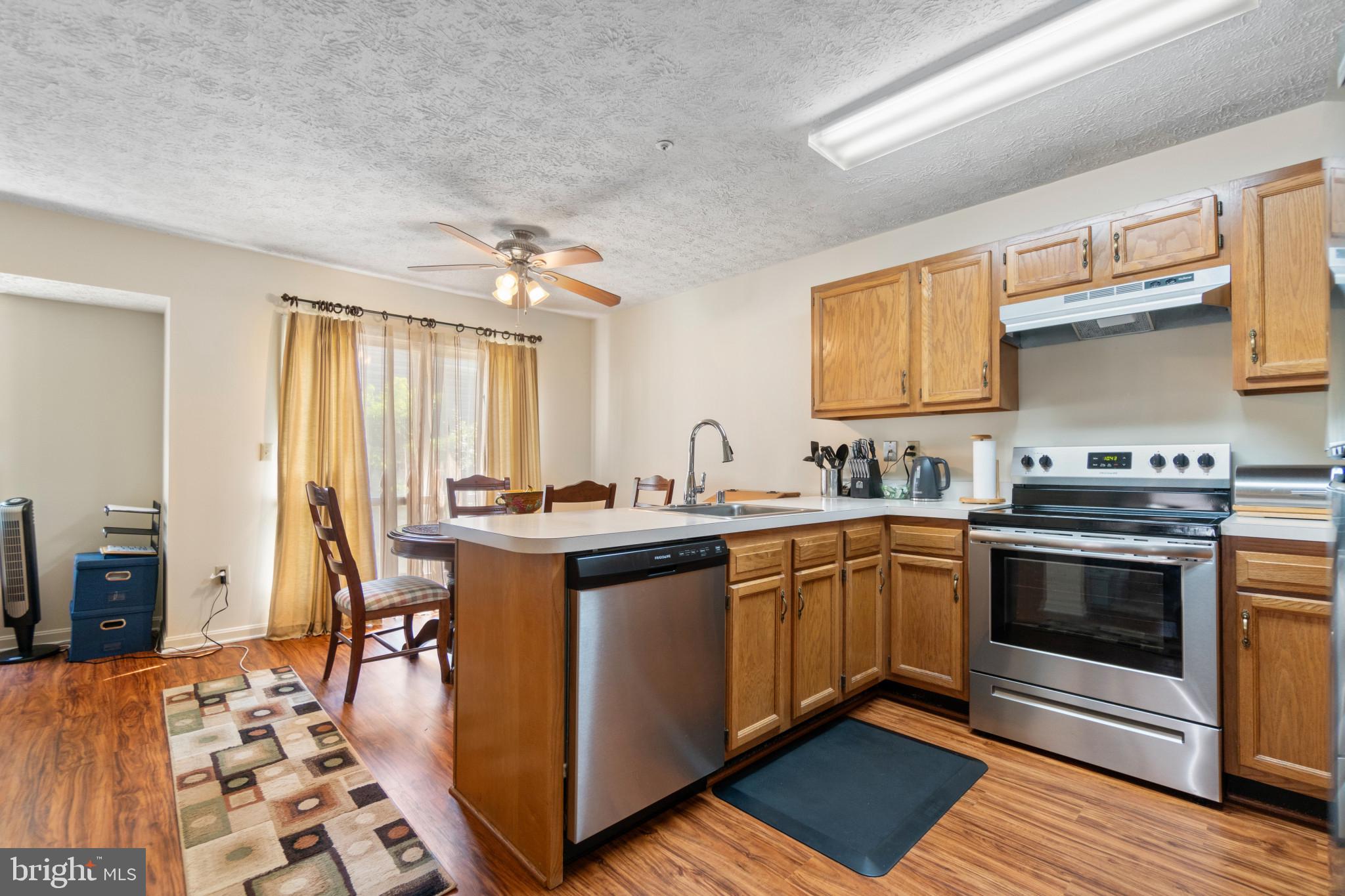 OXFORD LANDING - Residential