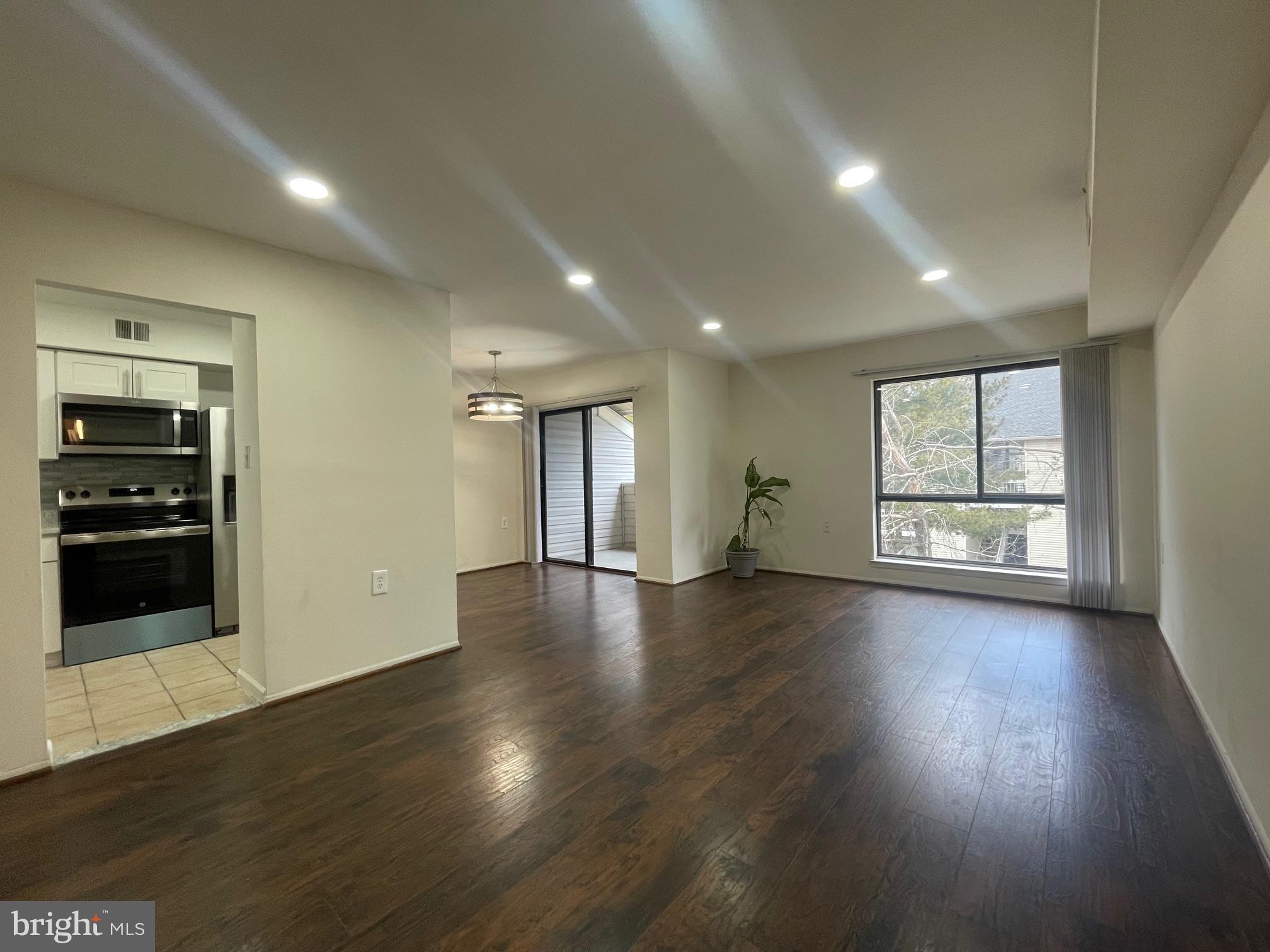 THE VILLAGES CONDO - Residential