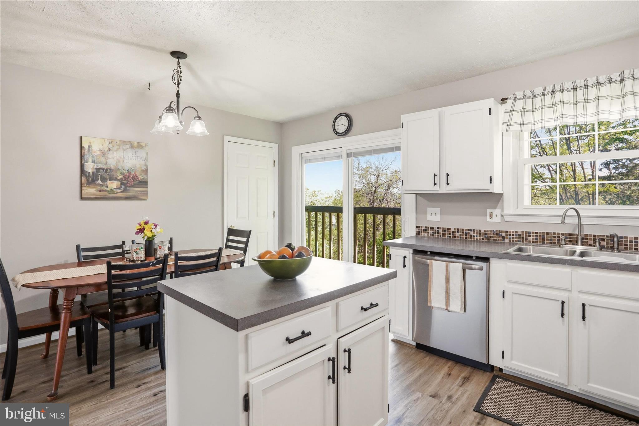 APPLE MT LAKE - Residential