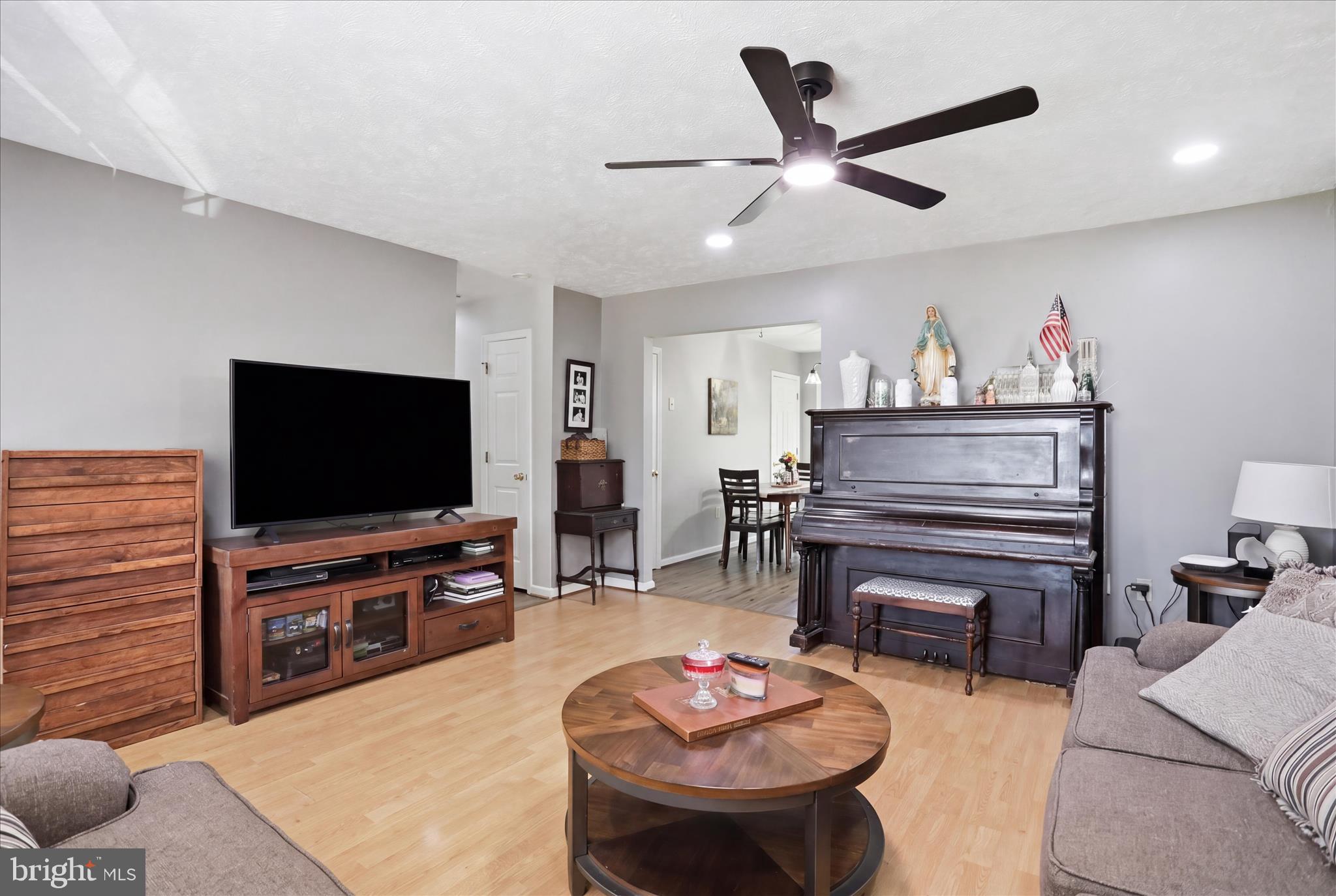 APPLE MT LAKE - Residential