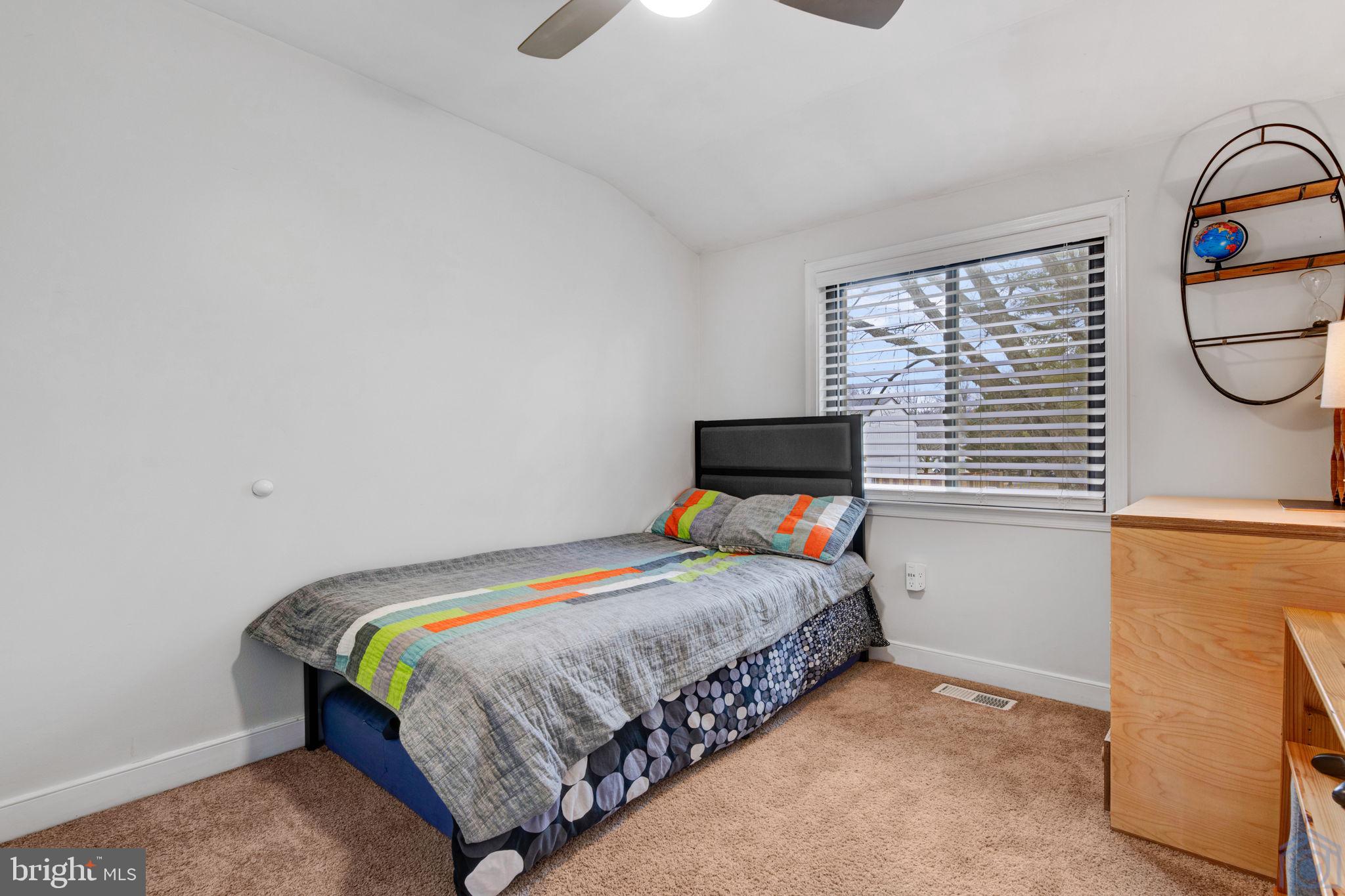 KIMBERLY WOODS VILLAGE - Residential