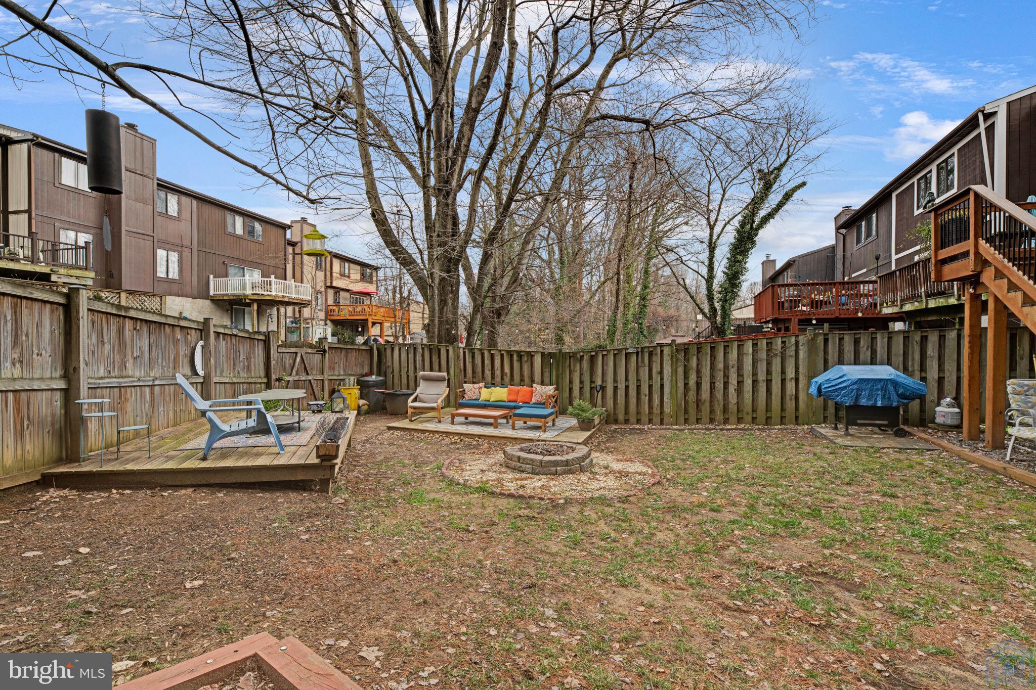 KIMBERLY WOODS VILLAGE - Residential