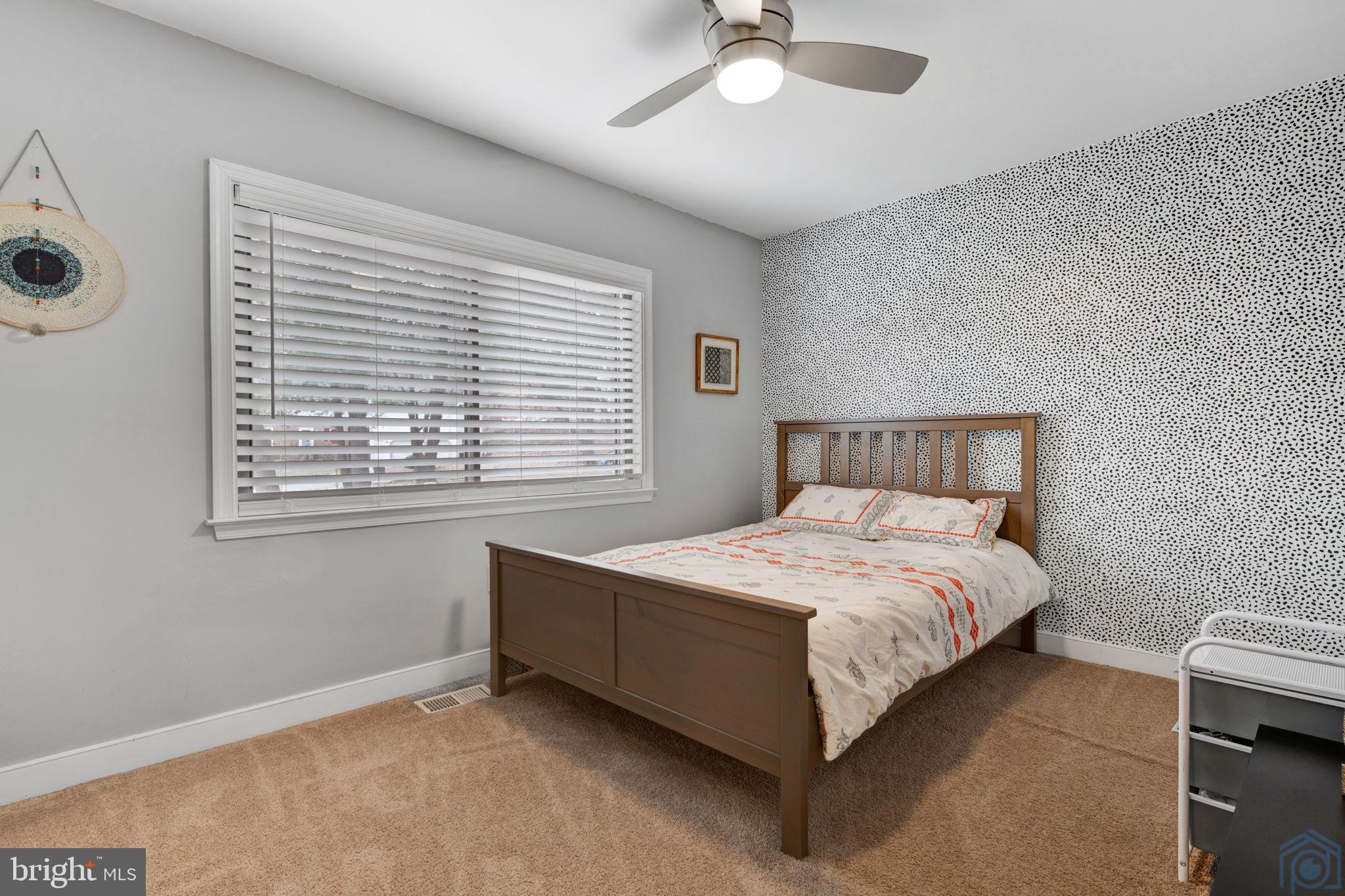 KIMBERLY WOODS VILLAGE - Residential