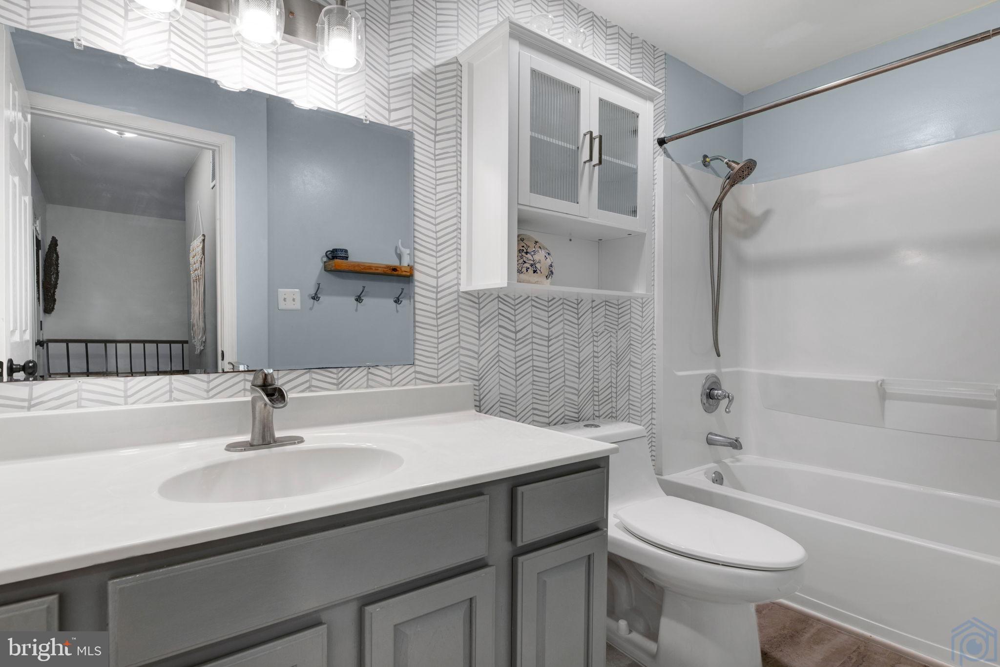 KIMBERLY WOODS VILLAGE - Residential