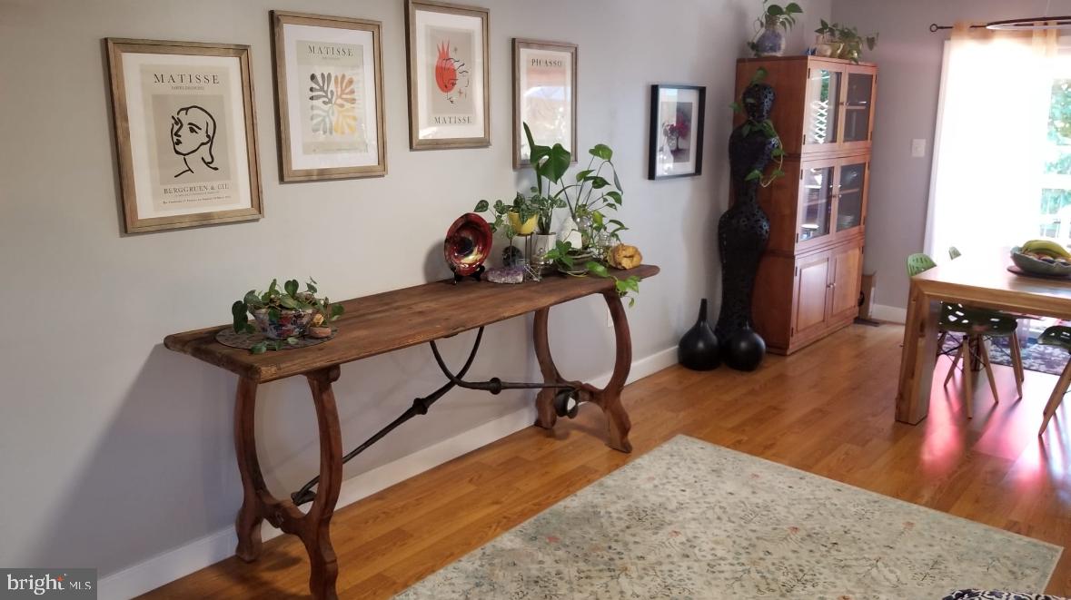 KIMBERLY WOODS VILLAGE - Residential