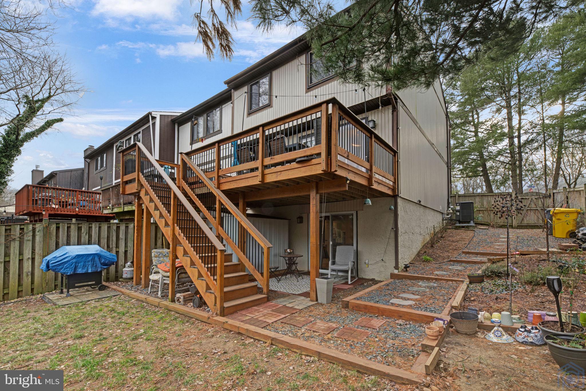 KIMBERLY WOODS VILLAGE - Residential