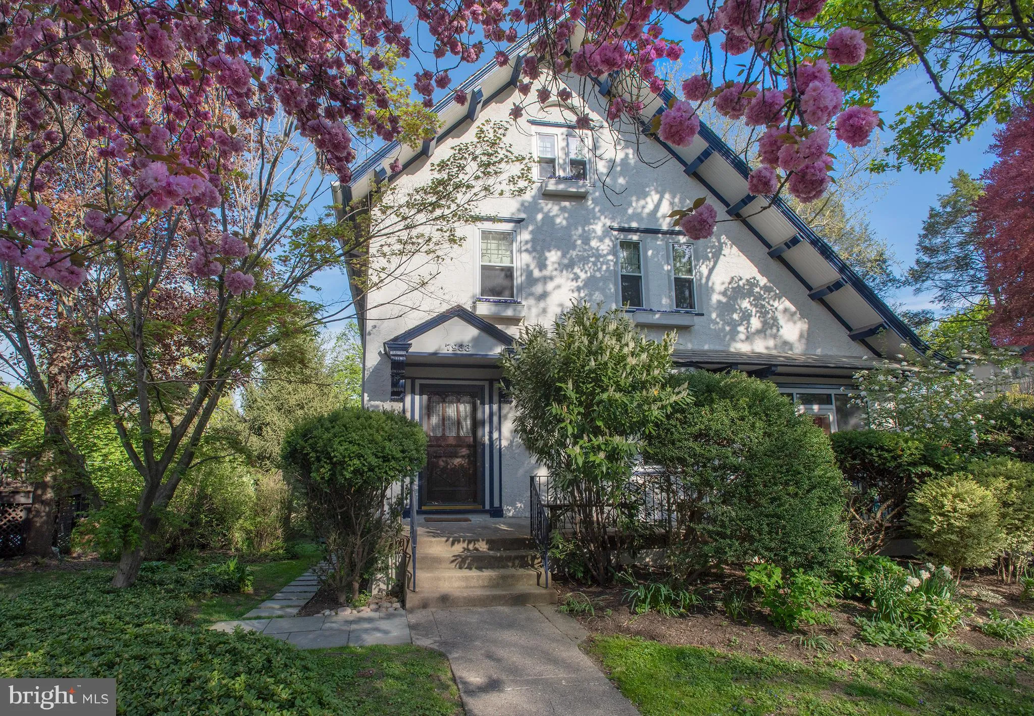 Elkins Park, Pennsylvania 19027, United States, 6 Bedrooms Bedrooms, ,4 BathroomsBathrooms,Residential,Contingent,155346