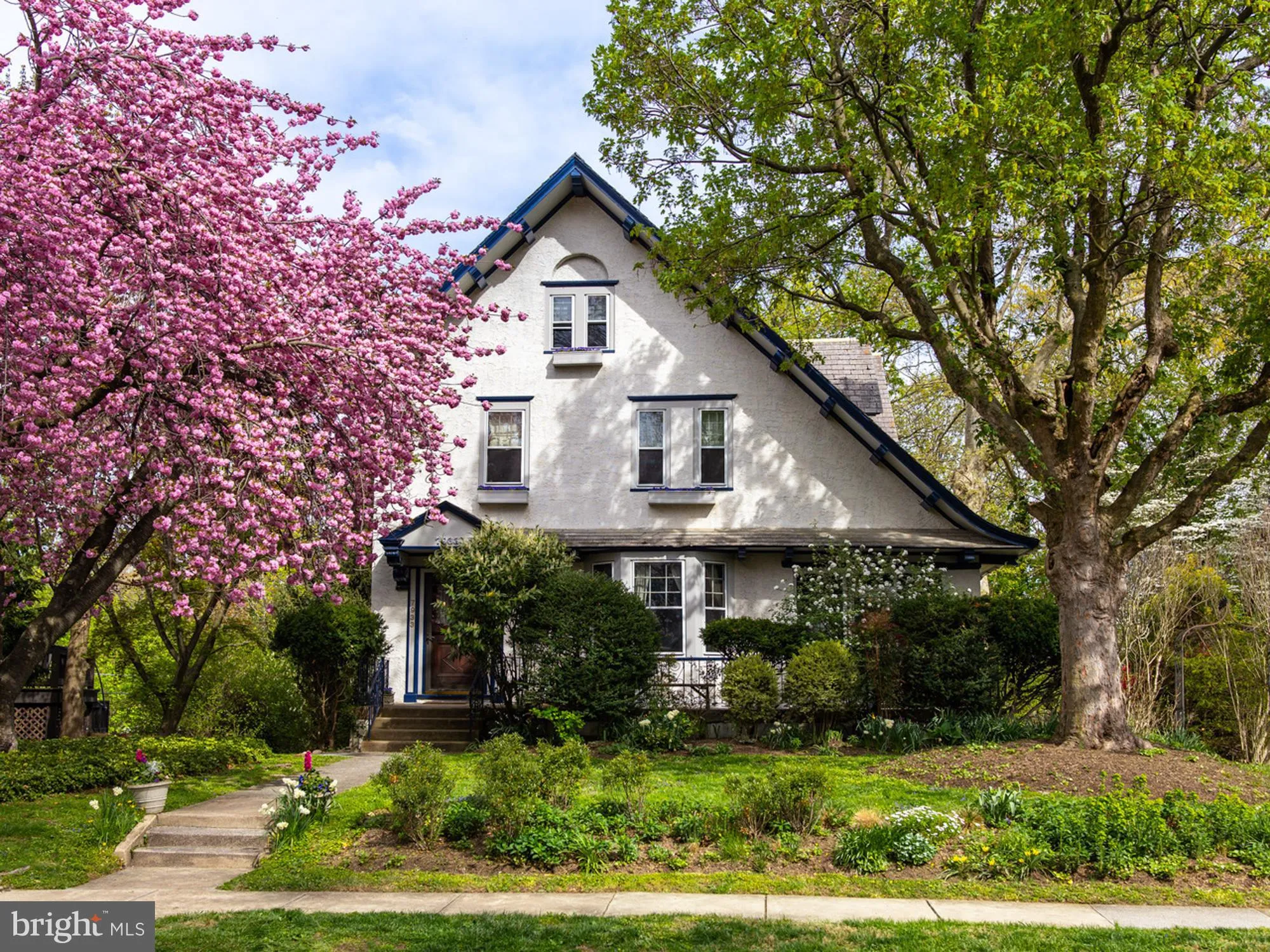 Elkins Park, Pennsylvania 19027, United States, 6 Bedrooms Bedrooms, ,4 BathroomsBathrooms,Residential,Contingent,155346