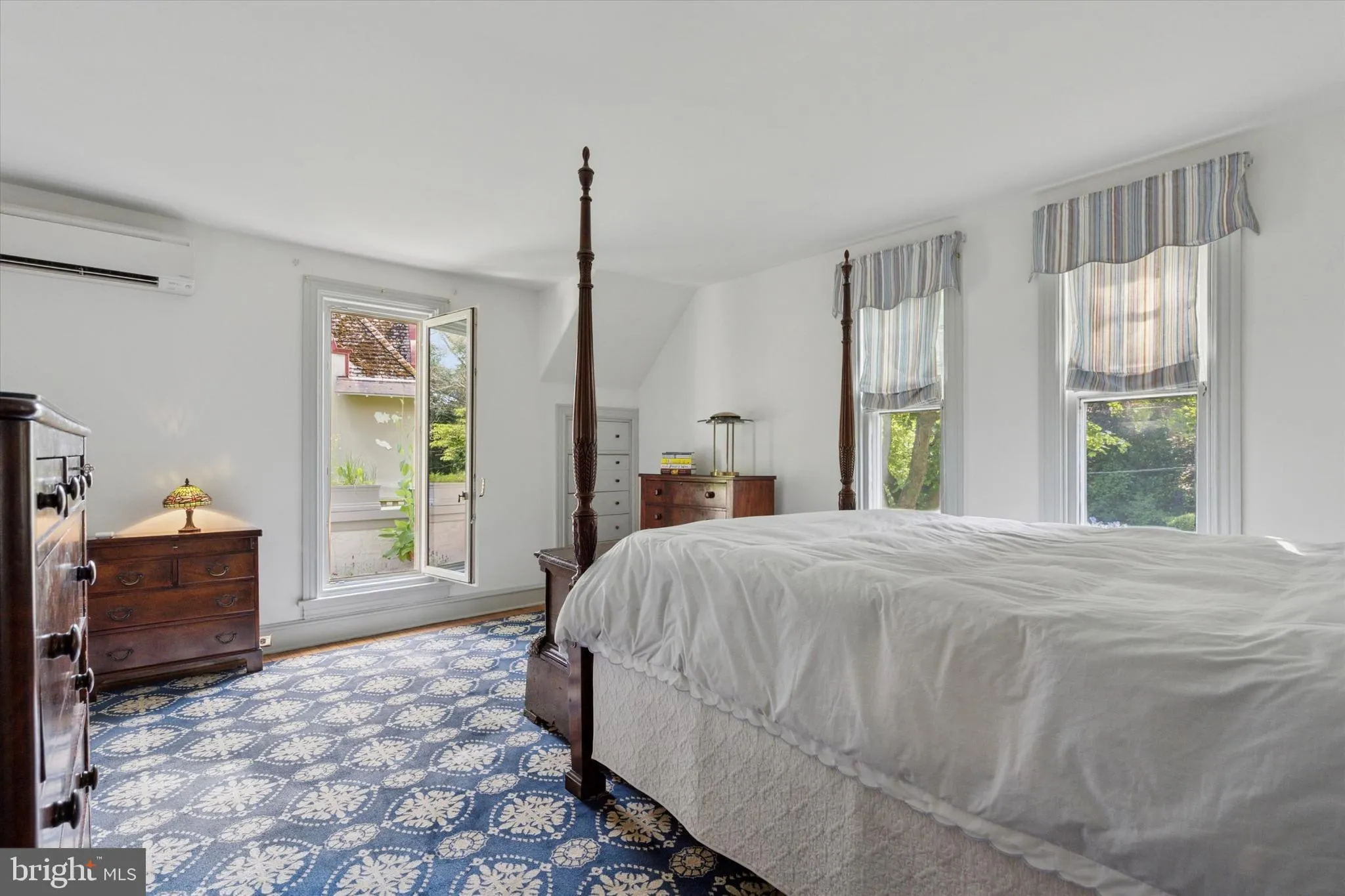 Elkins Park, Pennsylvania 19027, United States, 6 Bedrooms Bedrooms, ,4 BathroomsBathrooms,Residential,Contingent,155346