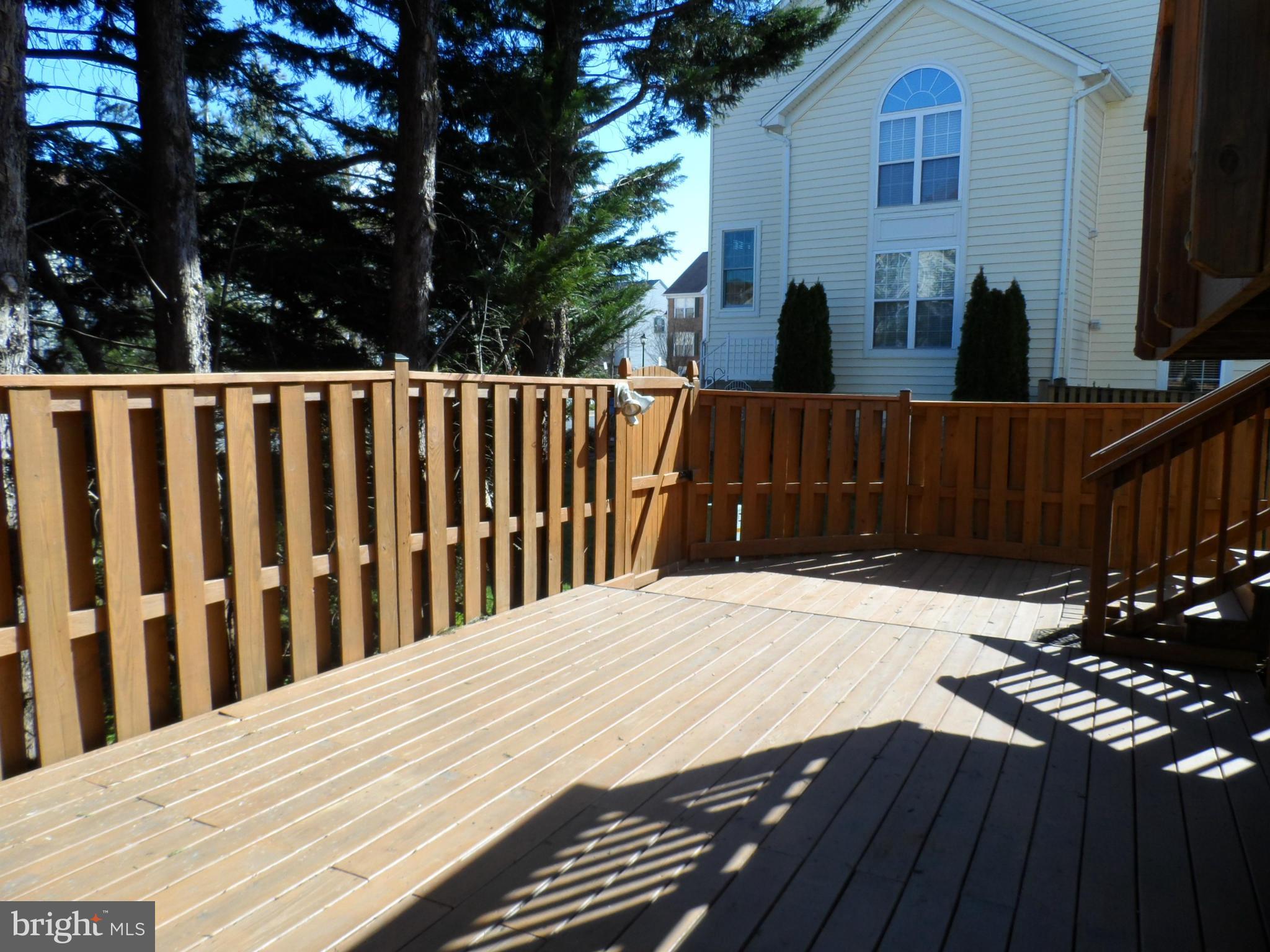 POTOMAC LAKES - Residential Lease