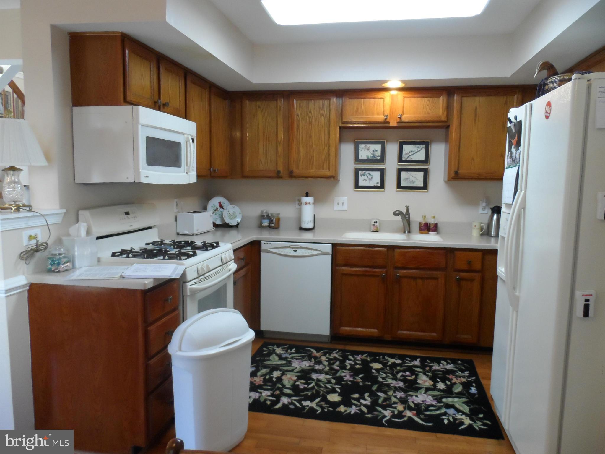 POTOMAC LAKES - Residential Lease