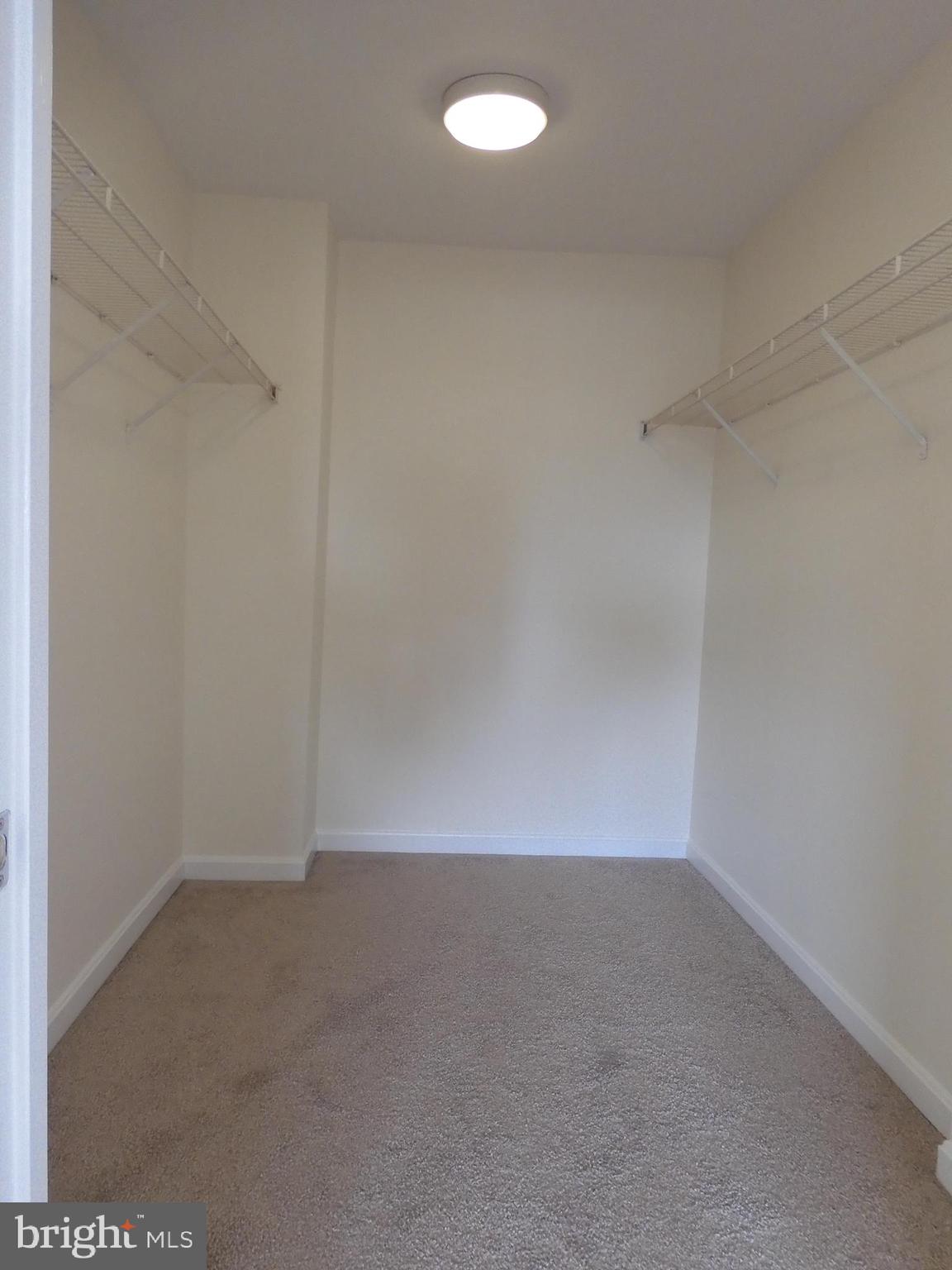 LIGHTHOUSE POINT EAST - Residential