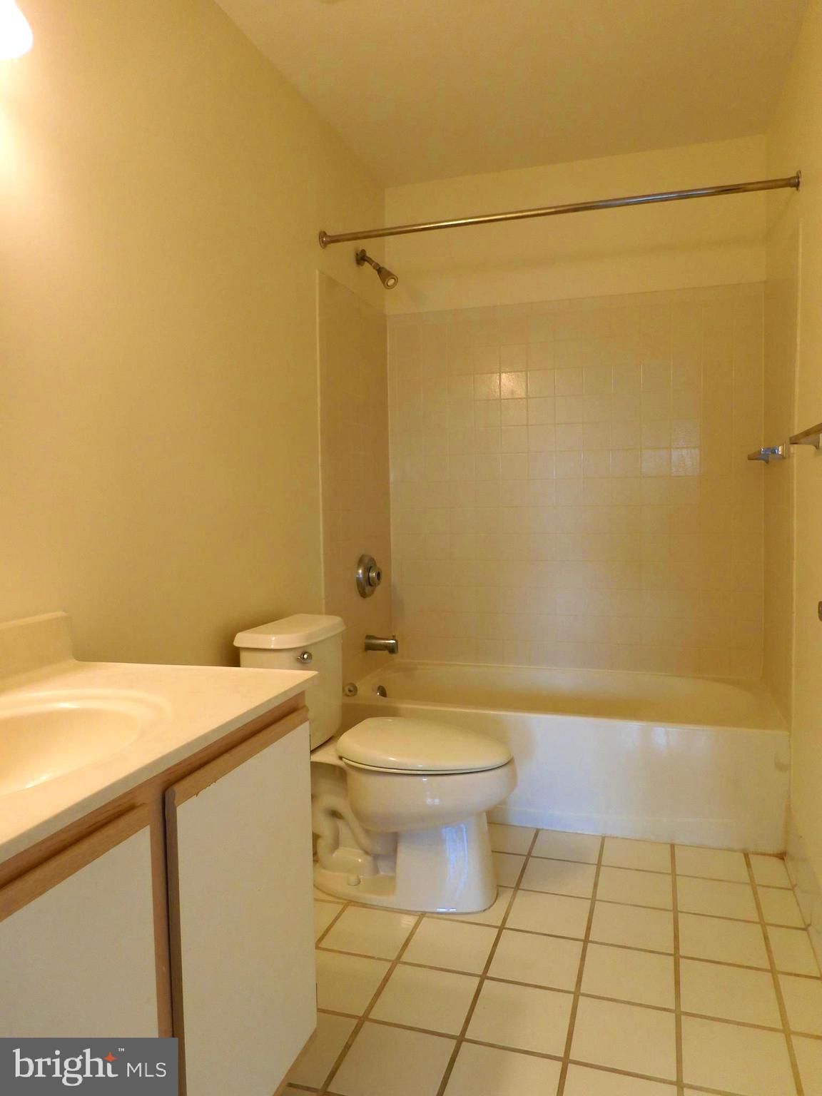 LIGHTHOUSE POINT EAST - Residential