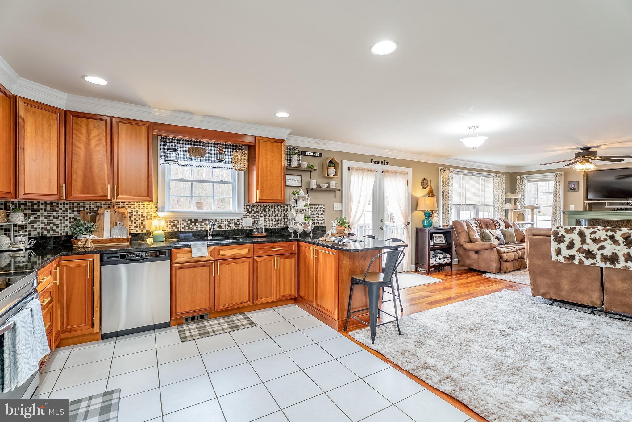 EGYPT BEND ESTATES - Residential