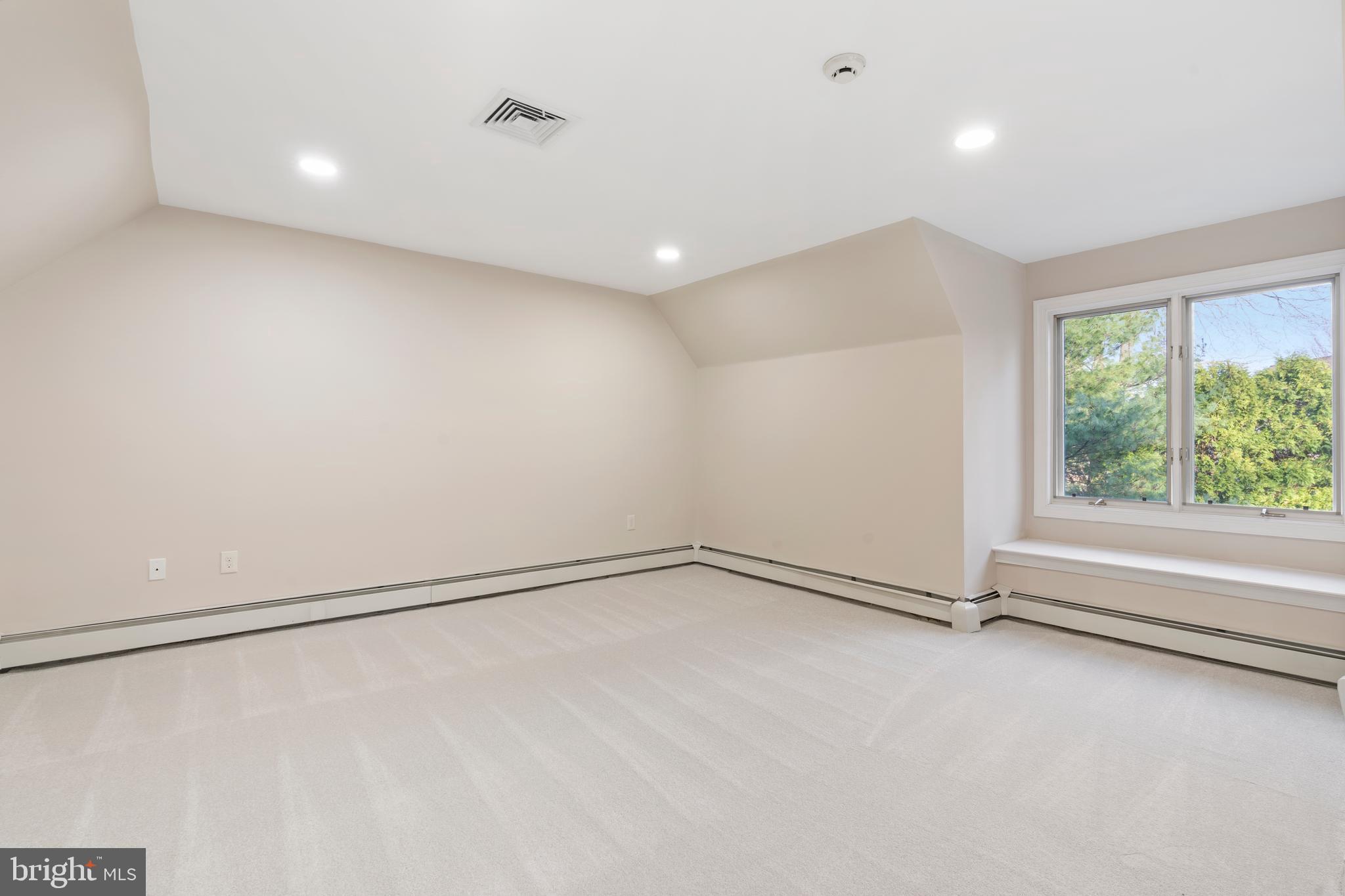 ALLEE ESTATES - Residential