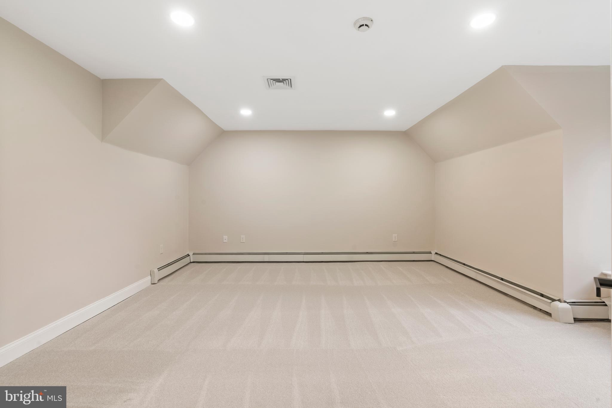 ALLEE ESTATES - Residential