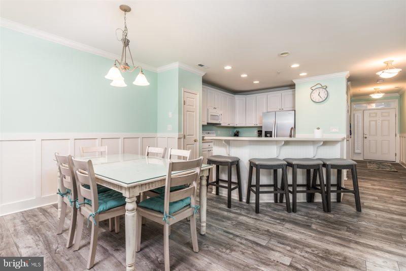 37 FOUNTAIN DRIVE W LUG-BG-3C