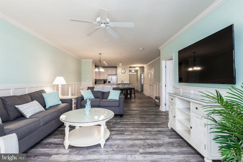 37 FOUNTAIN DRIVE W LUG-BG-3C