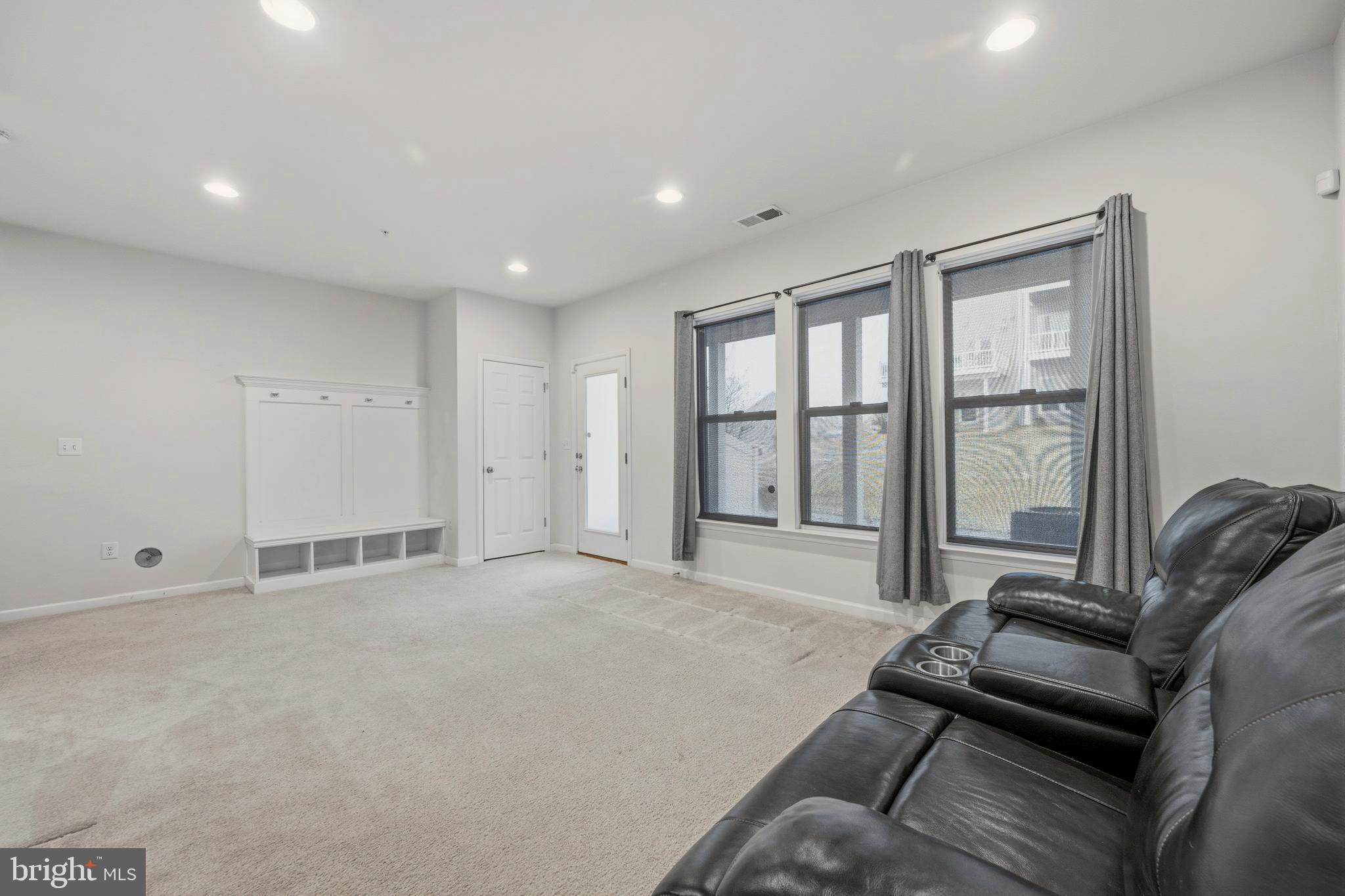 WINCOPIA FARMS - Residential