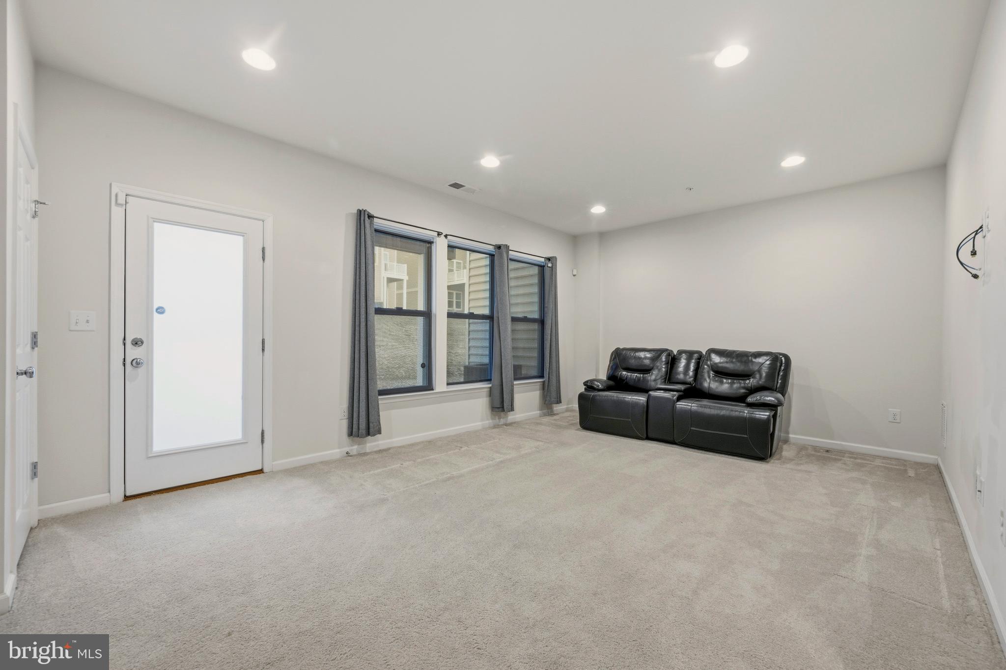 WINCOPIA FARMS - Residential