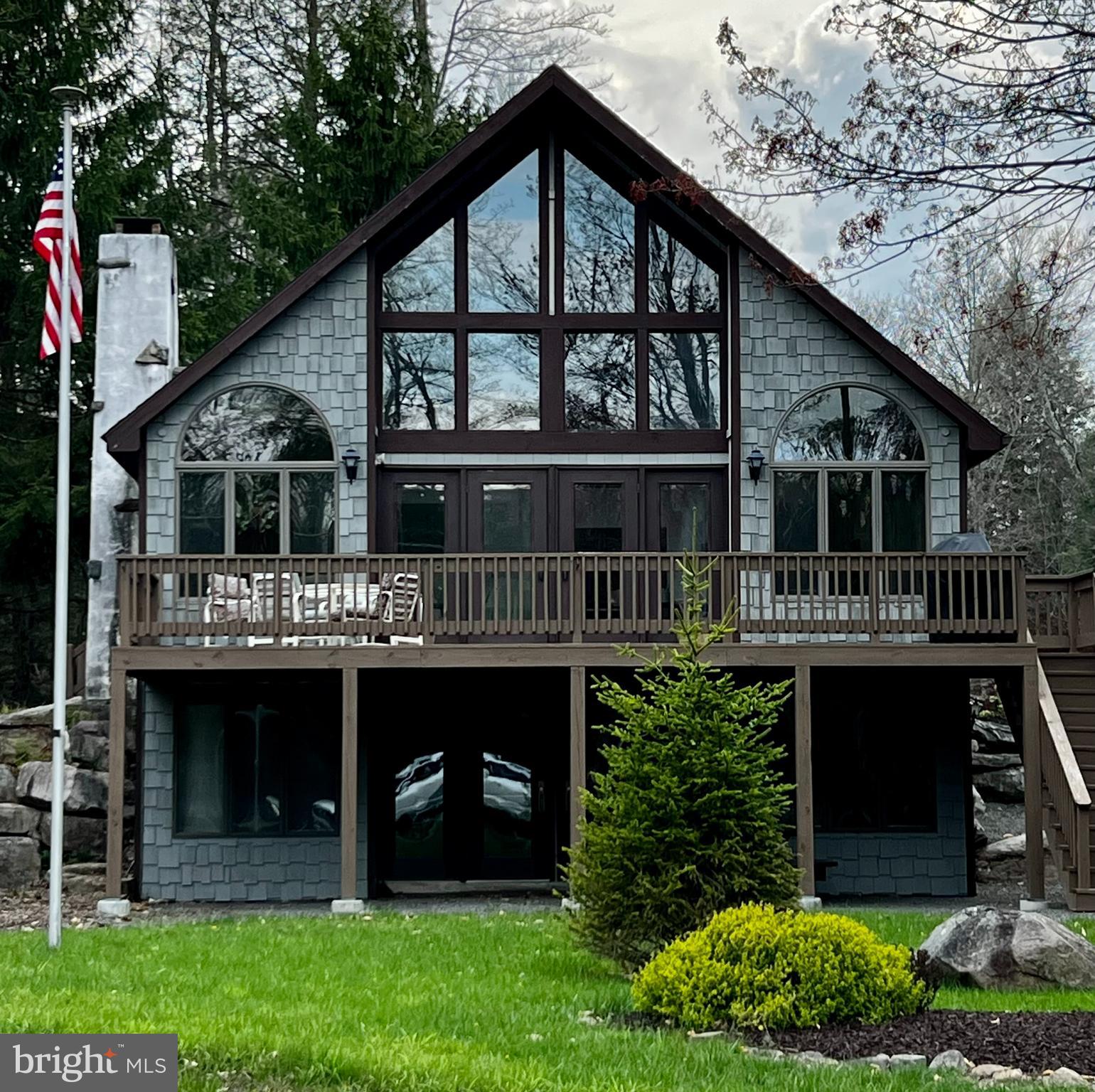 LAKEVIEW ESTATES - Residential