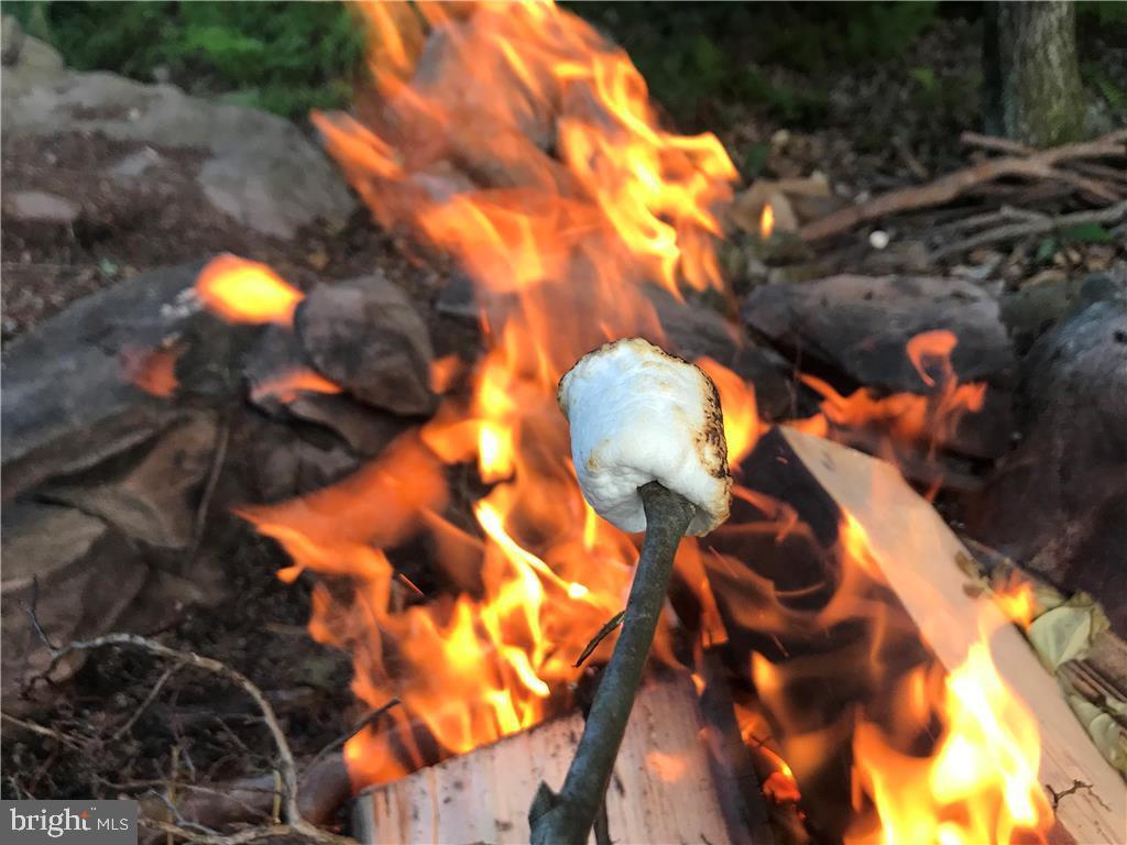 LAKEVIEW ESTATES - Residential