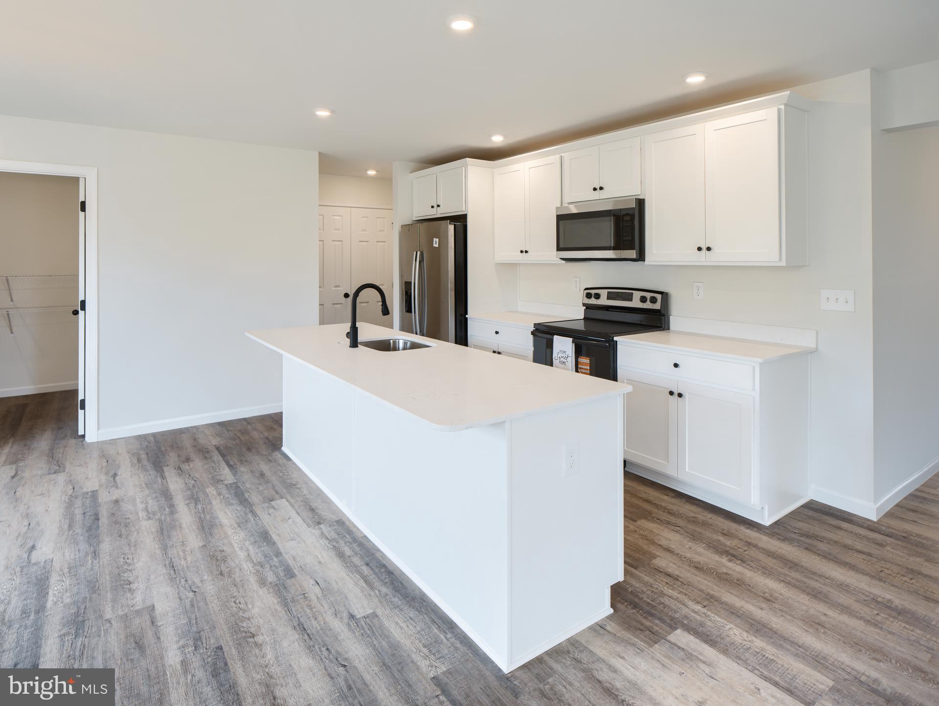307 BOXWOOD DRIVE