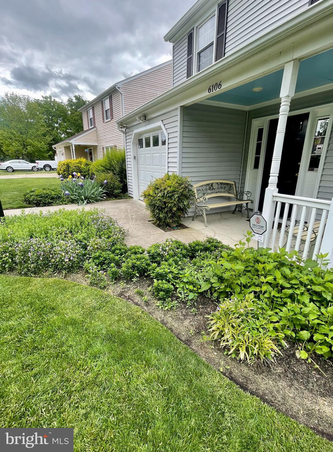 ST CHARLES HAMPSHIRE - Residential