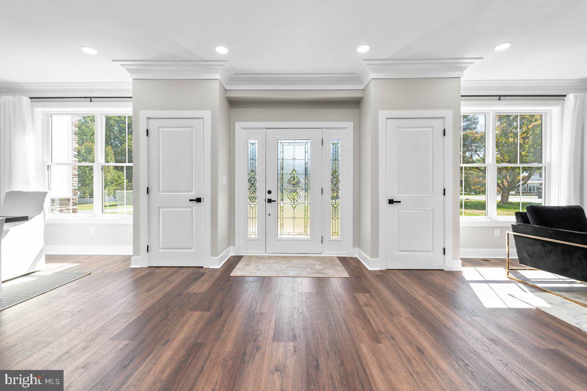 WEDGEWOOD - Residential