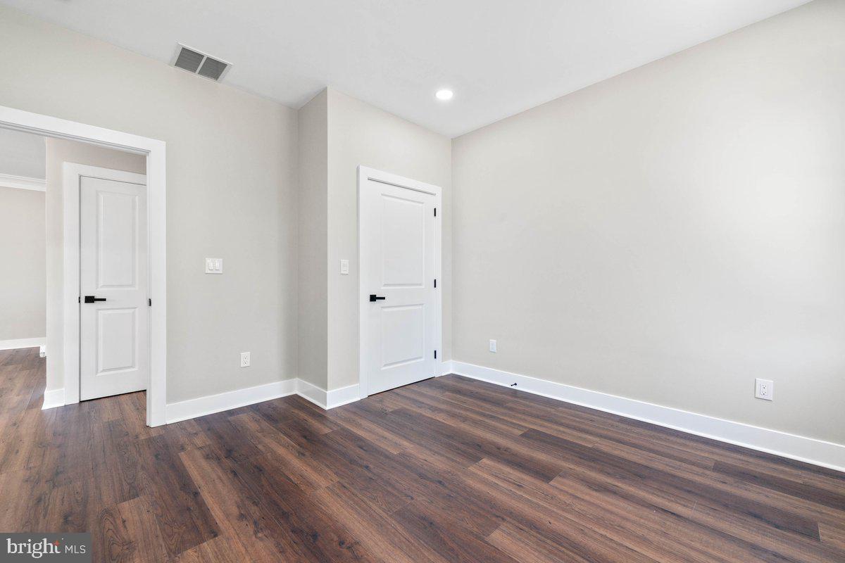 WEDGEWOOD - Residential