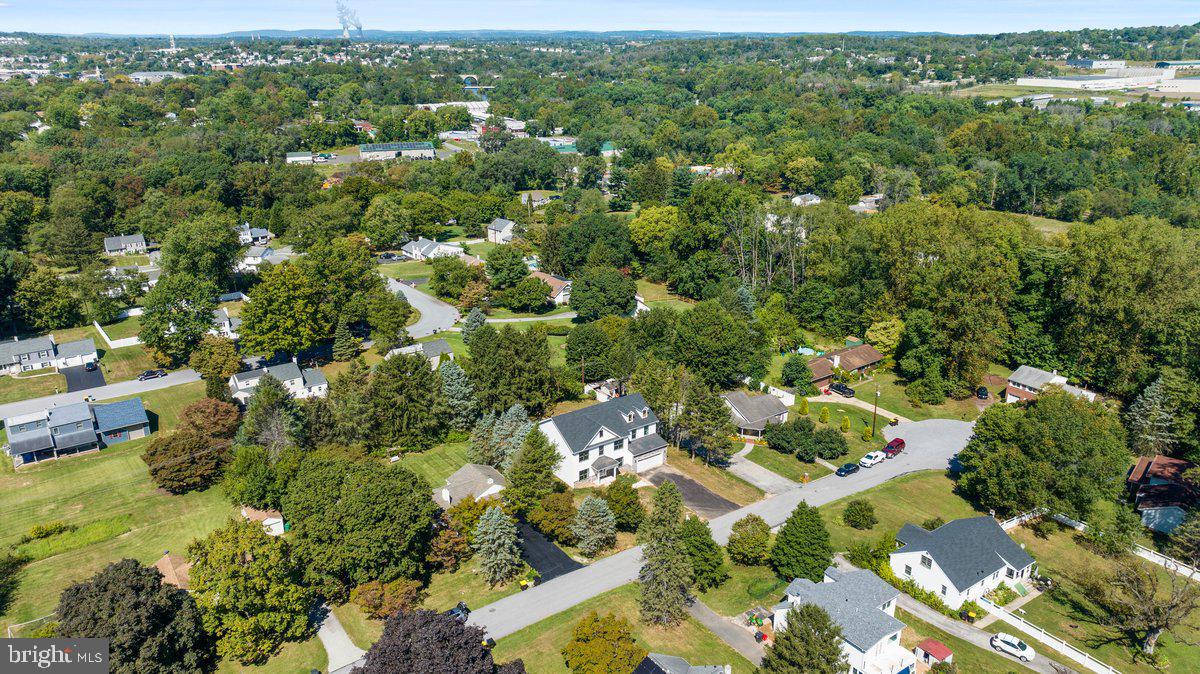 WEDGEWOOD - Residential