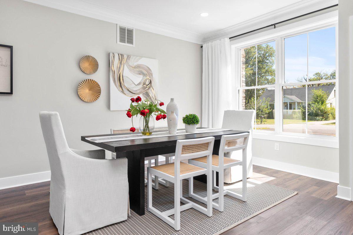 WEDGEWOOD - Residential