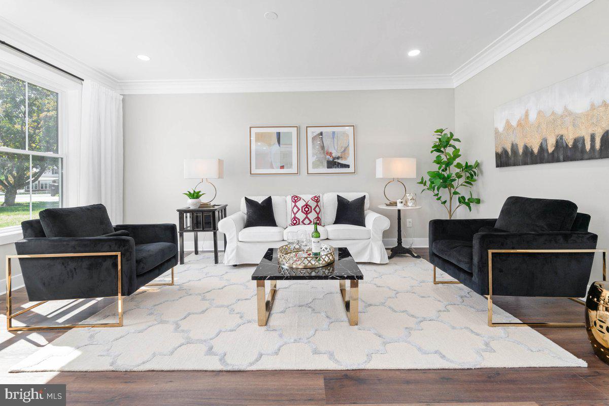 WEDGEWOOD - Residential