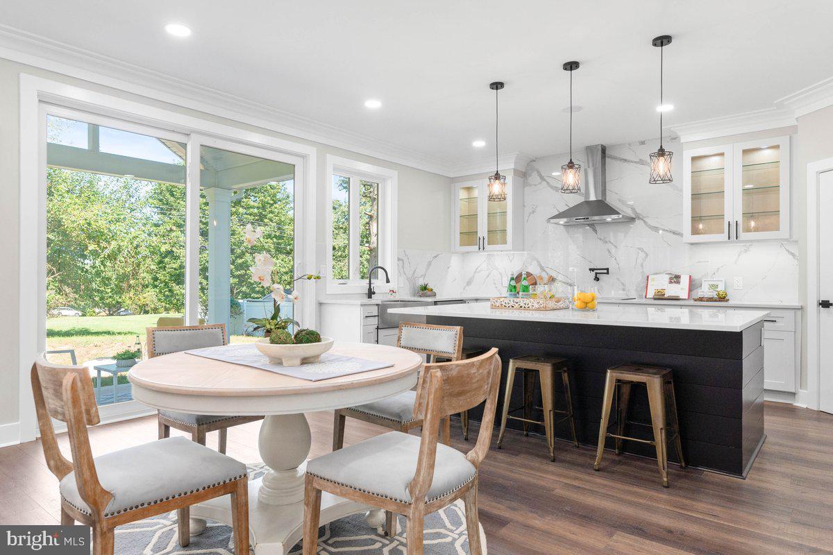 WEDGEWOOD - Residential