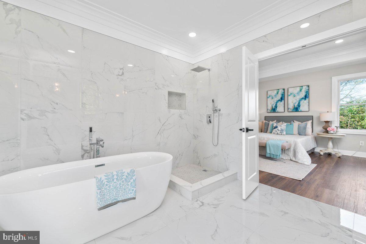 WEDGEWOOD - Residential