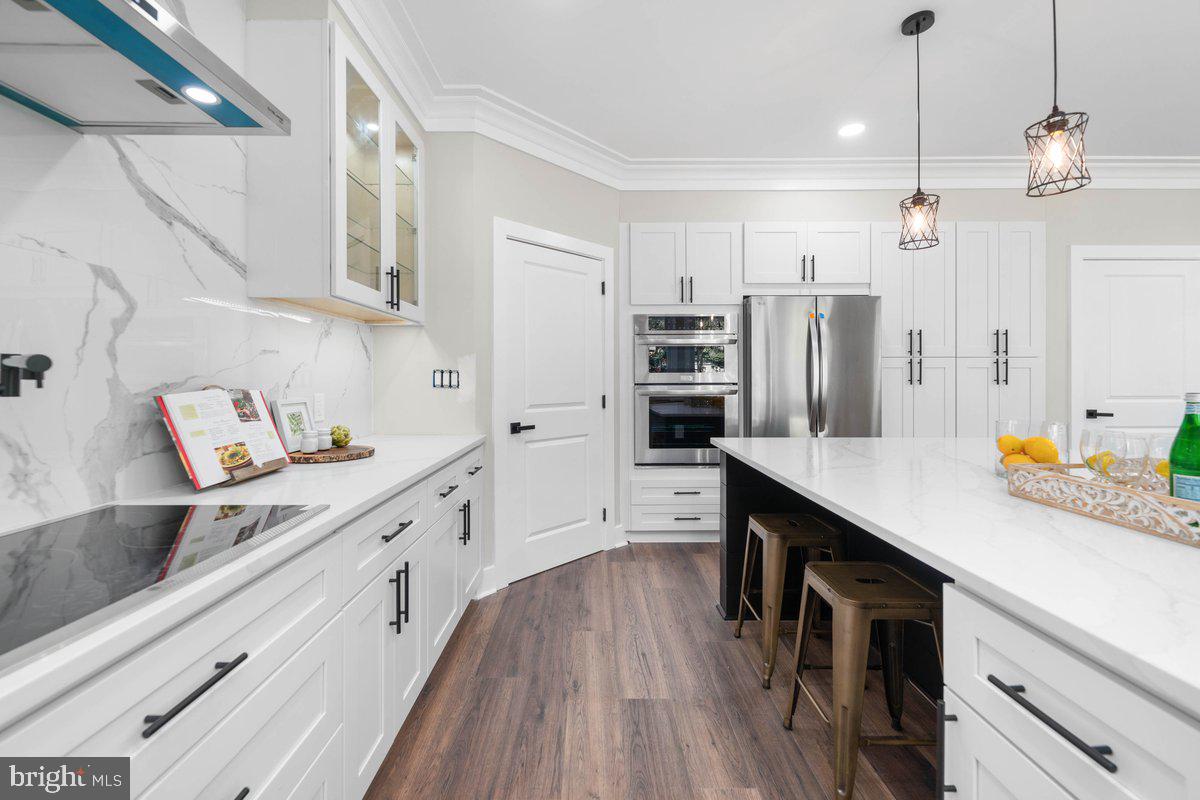 WEDGEWOOD - Residential