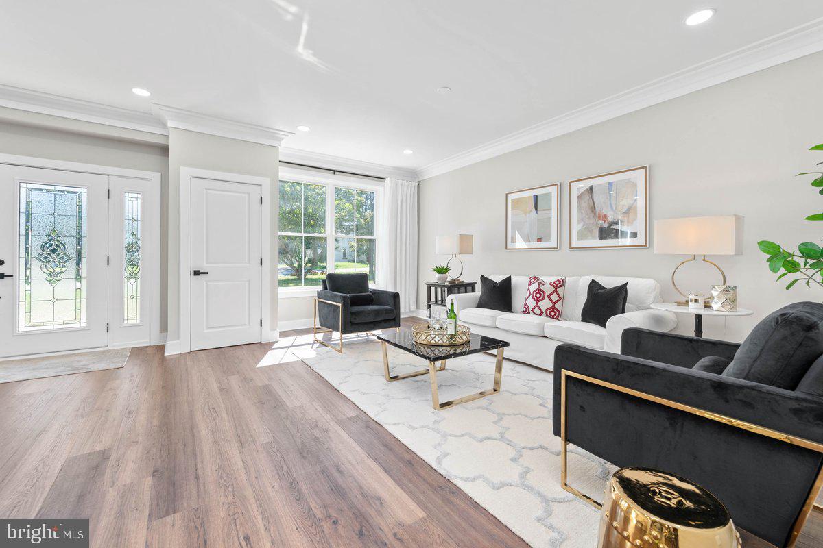 WEDGEWOOD - Residential