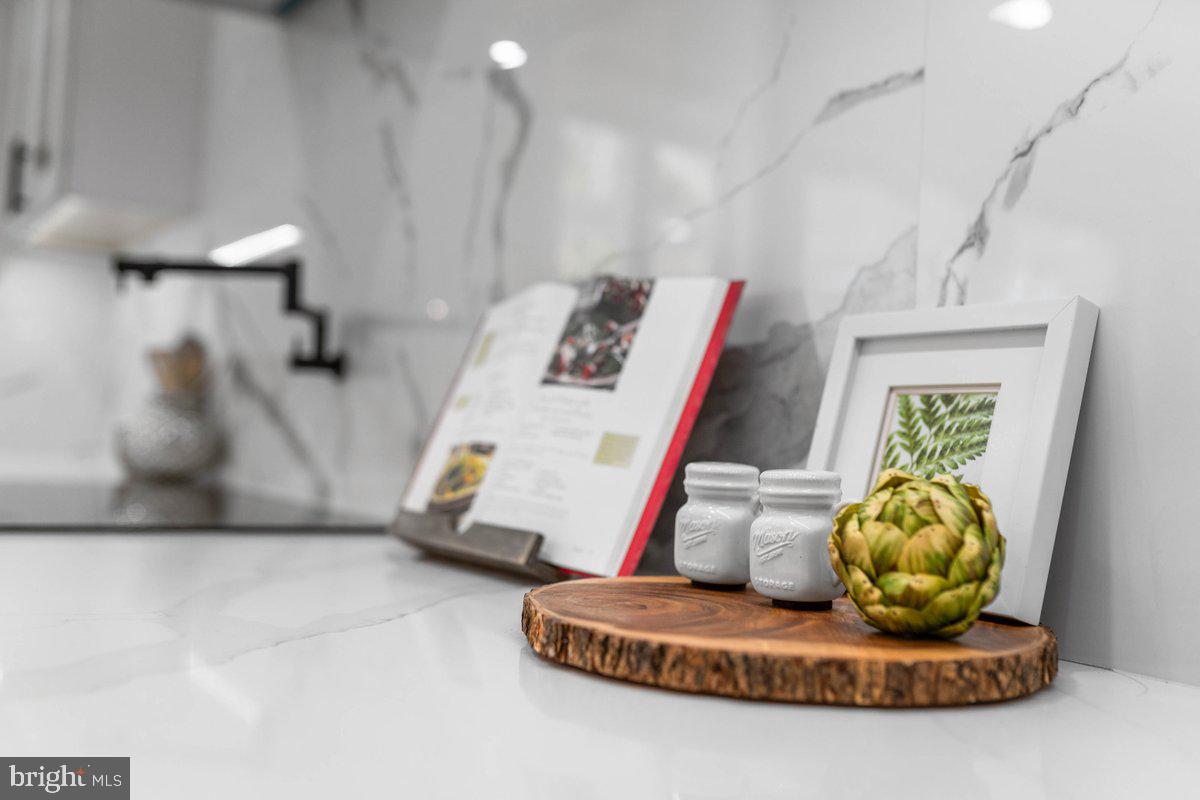 WEDGEWOOD - Residential