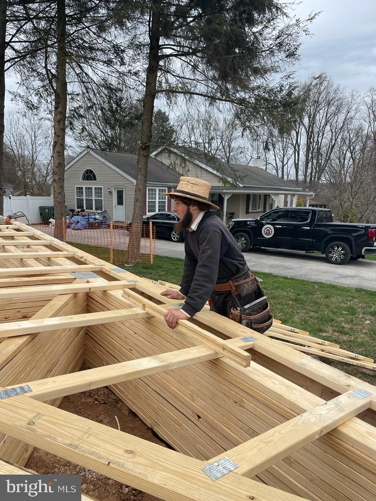 WEDGEWOOD - Residential