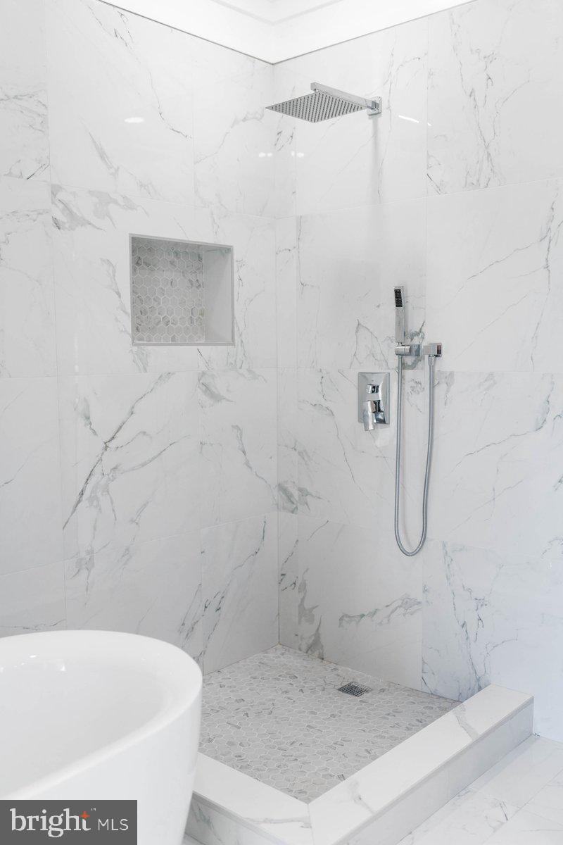 WEDGEWOOD - Residential