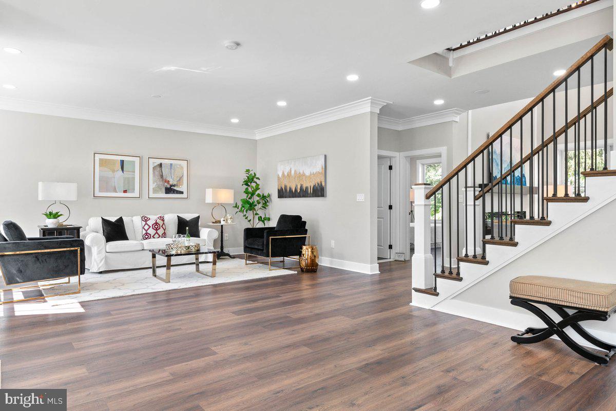 WEDGEWOOD - Residential