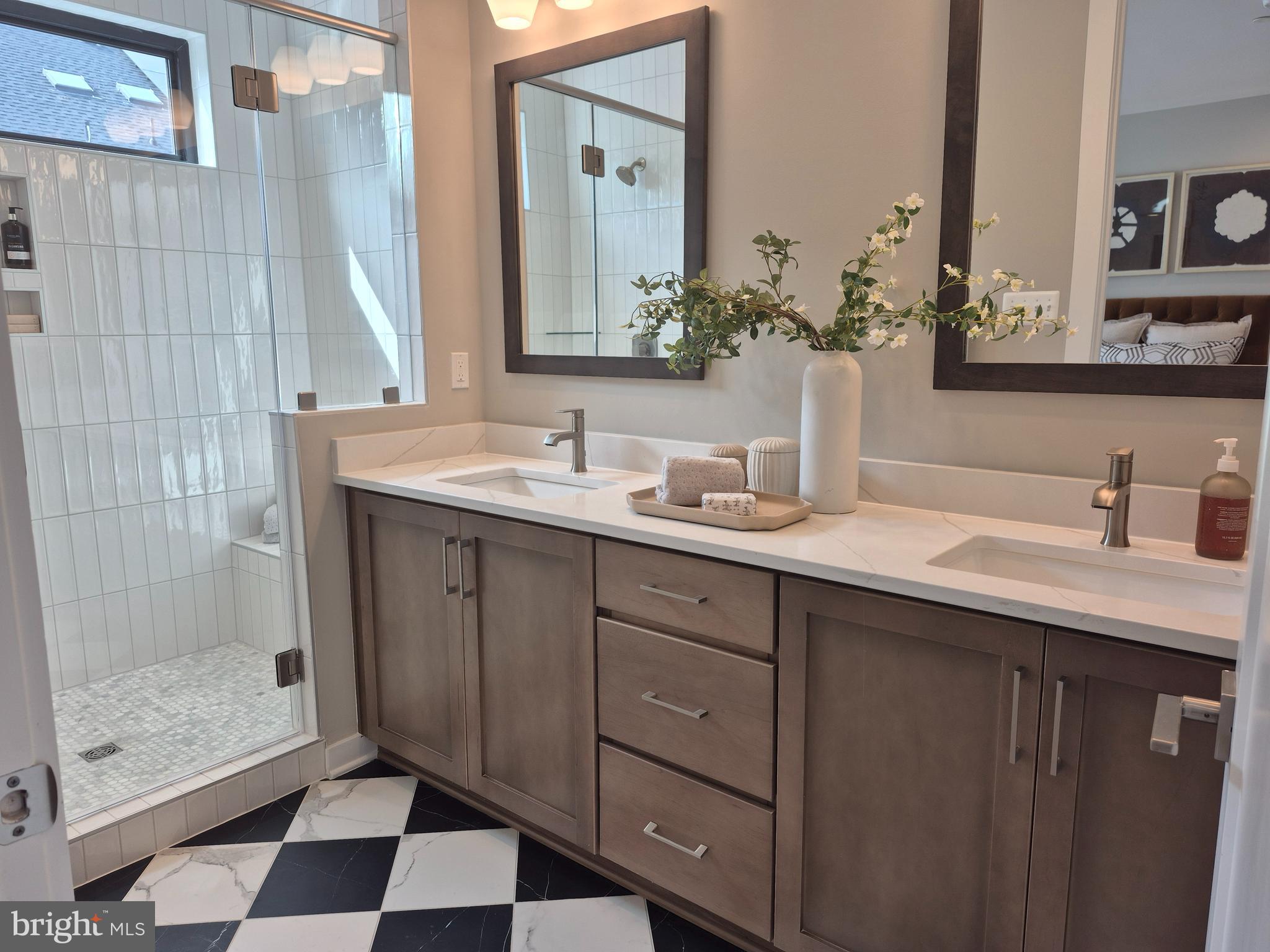 GAITHERSBURG OUTSIDE - Residential